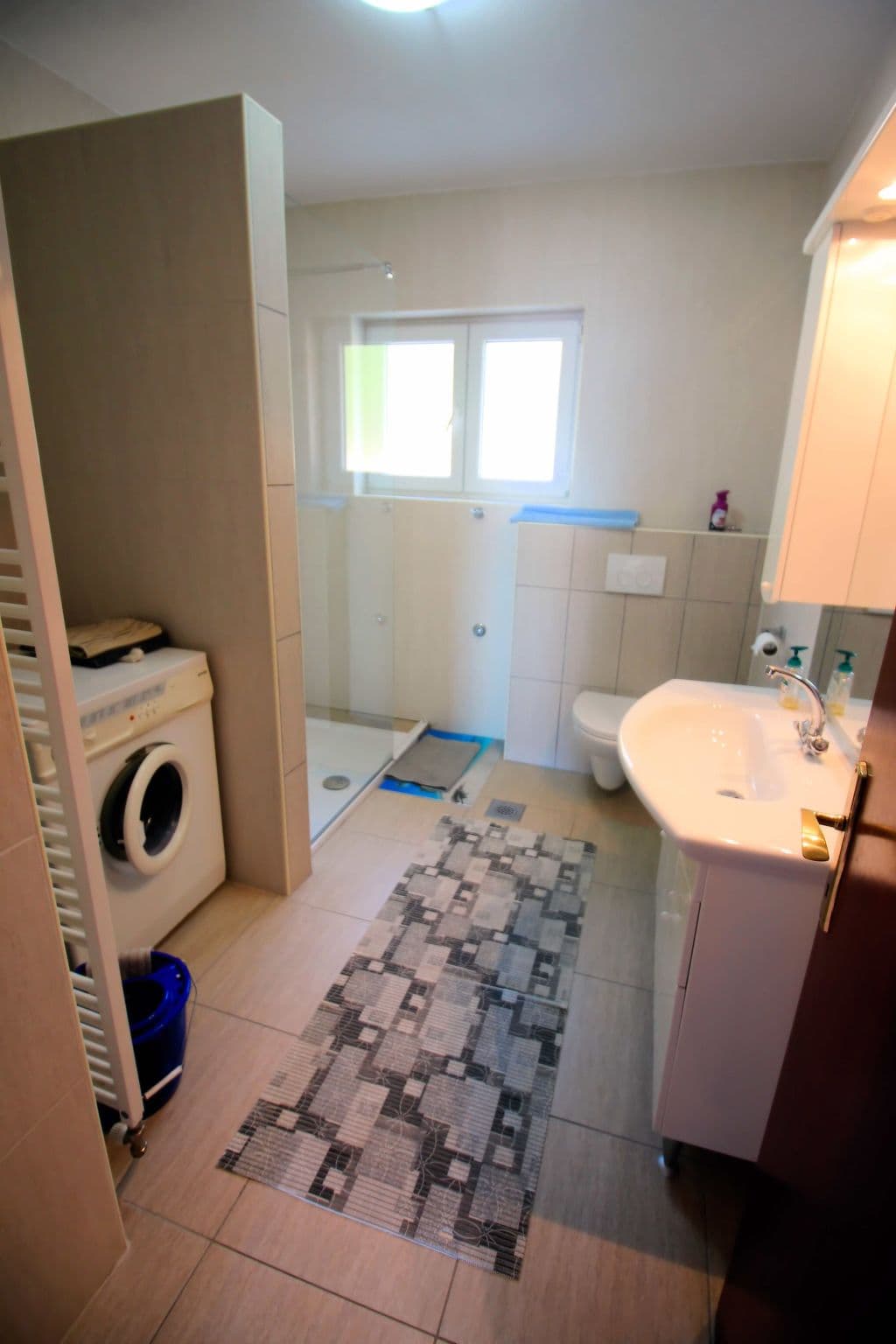 Gallery Image 15