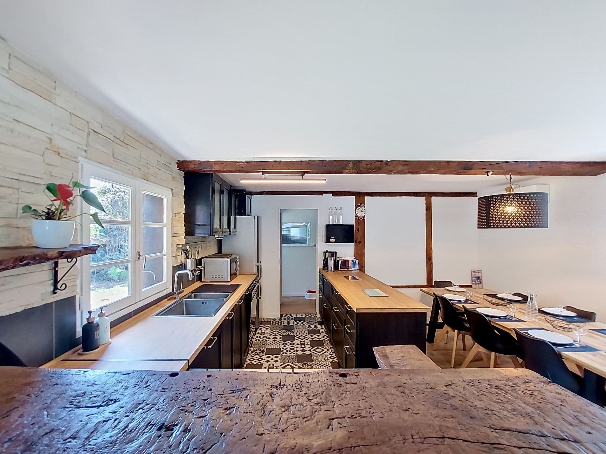 Kitchen / Dining Room