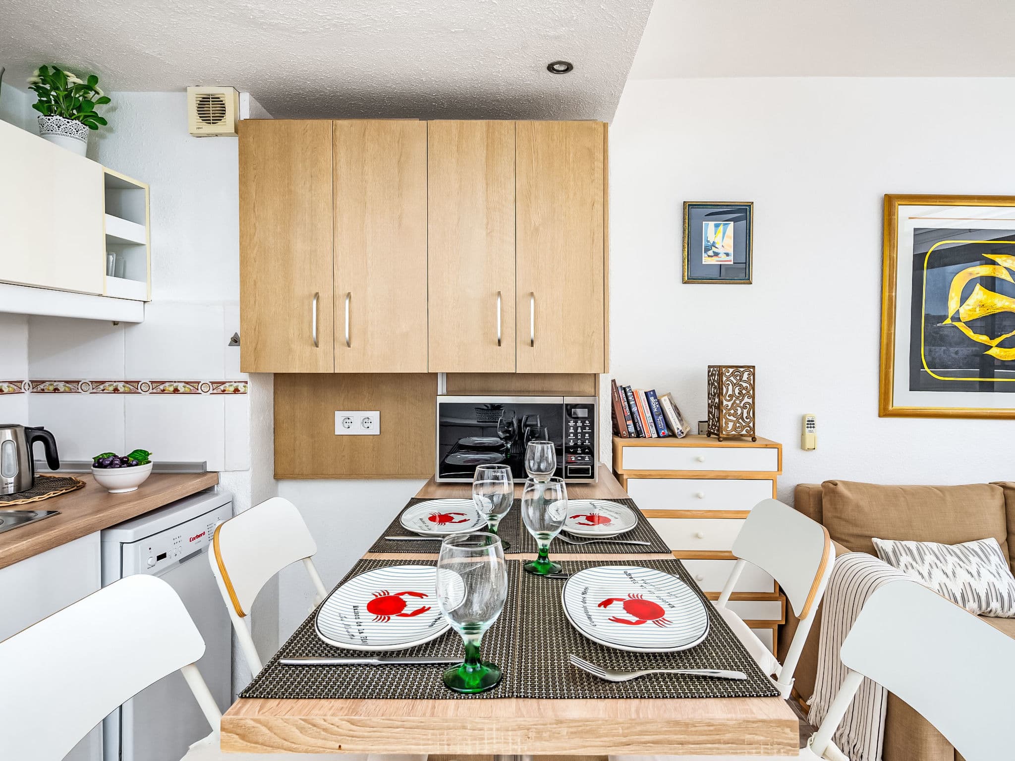 Kitchen / Dining Room