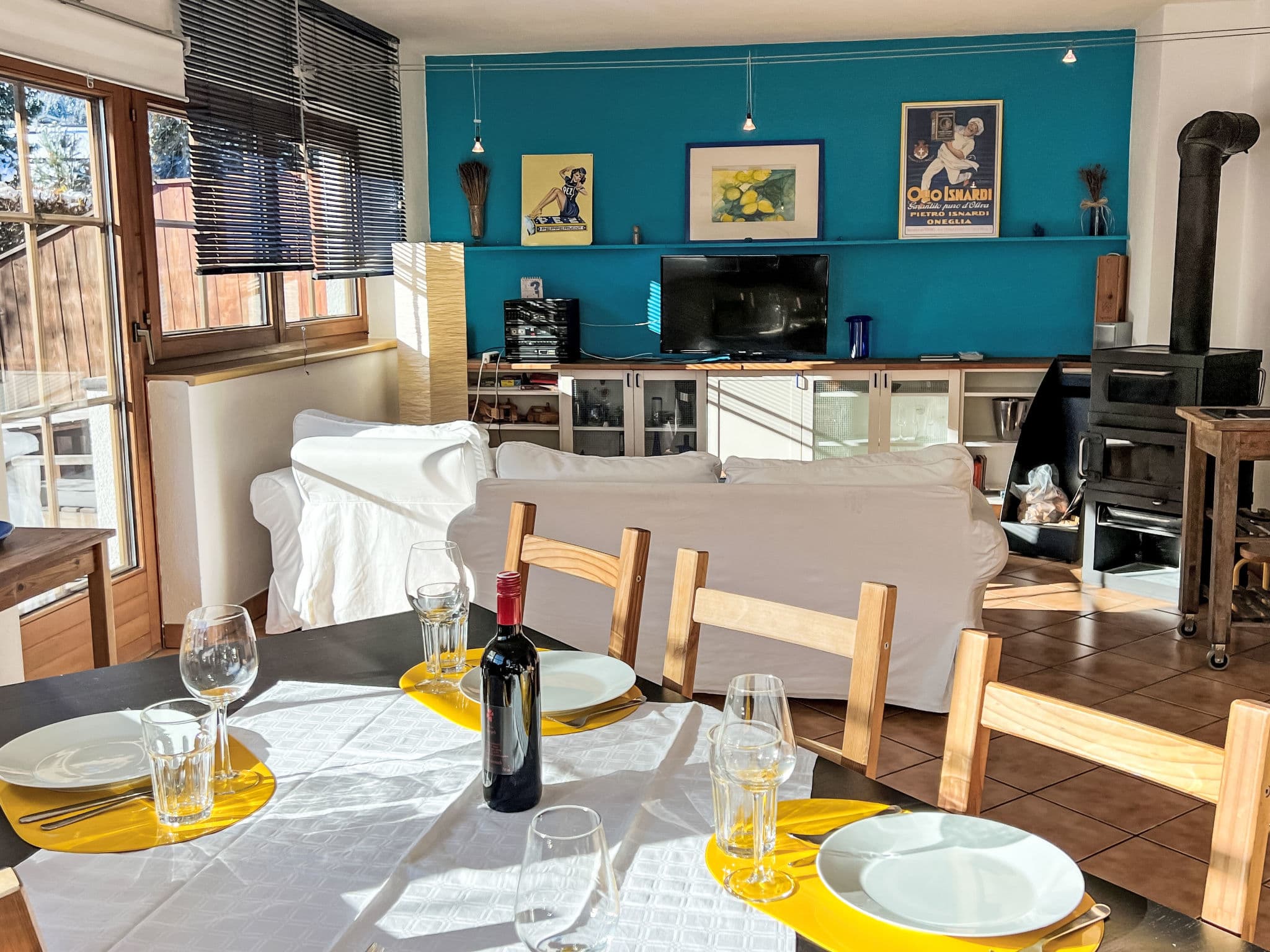 Kitchen / Dining Room