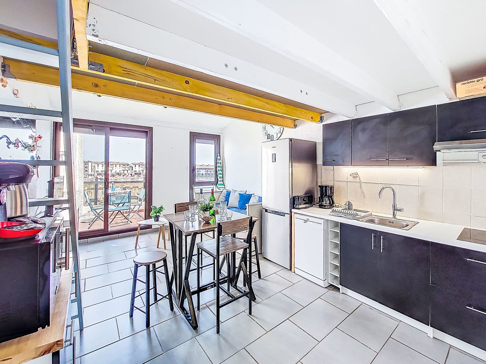 Kitchen / Dining Room
