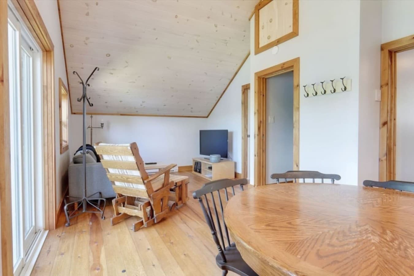 Bunkie Living Area