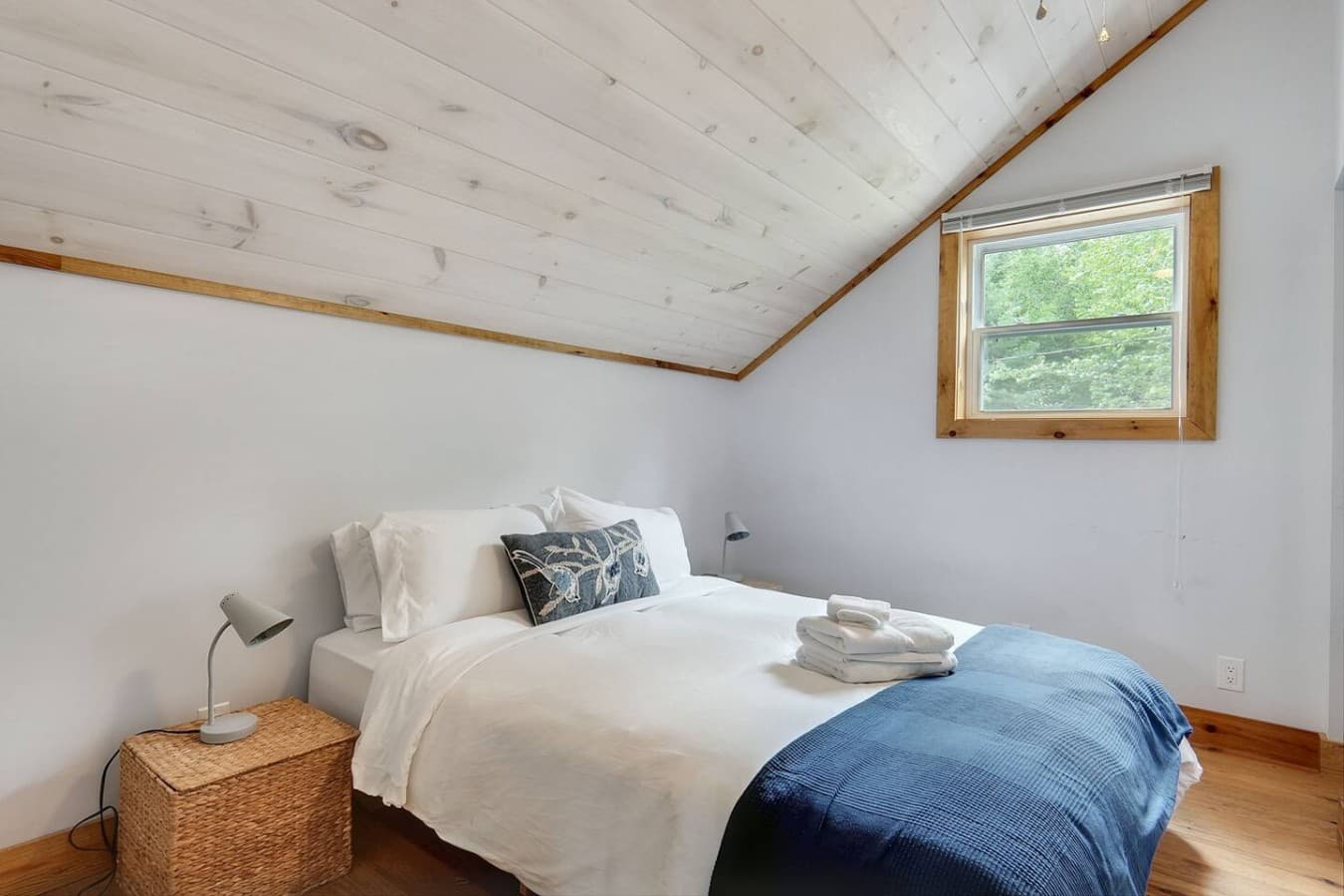 Bunkie: 
Queen sized bed.