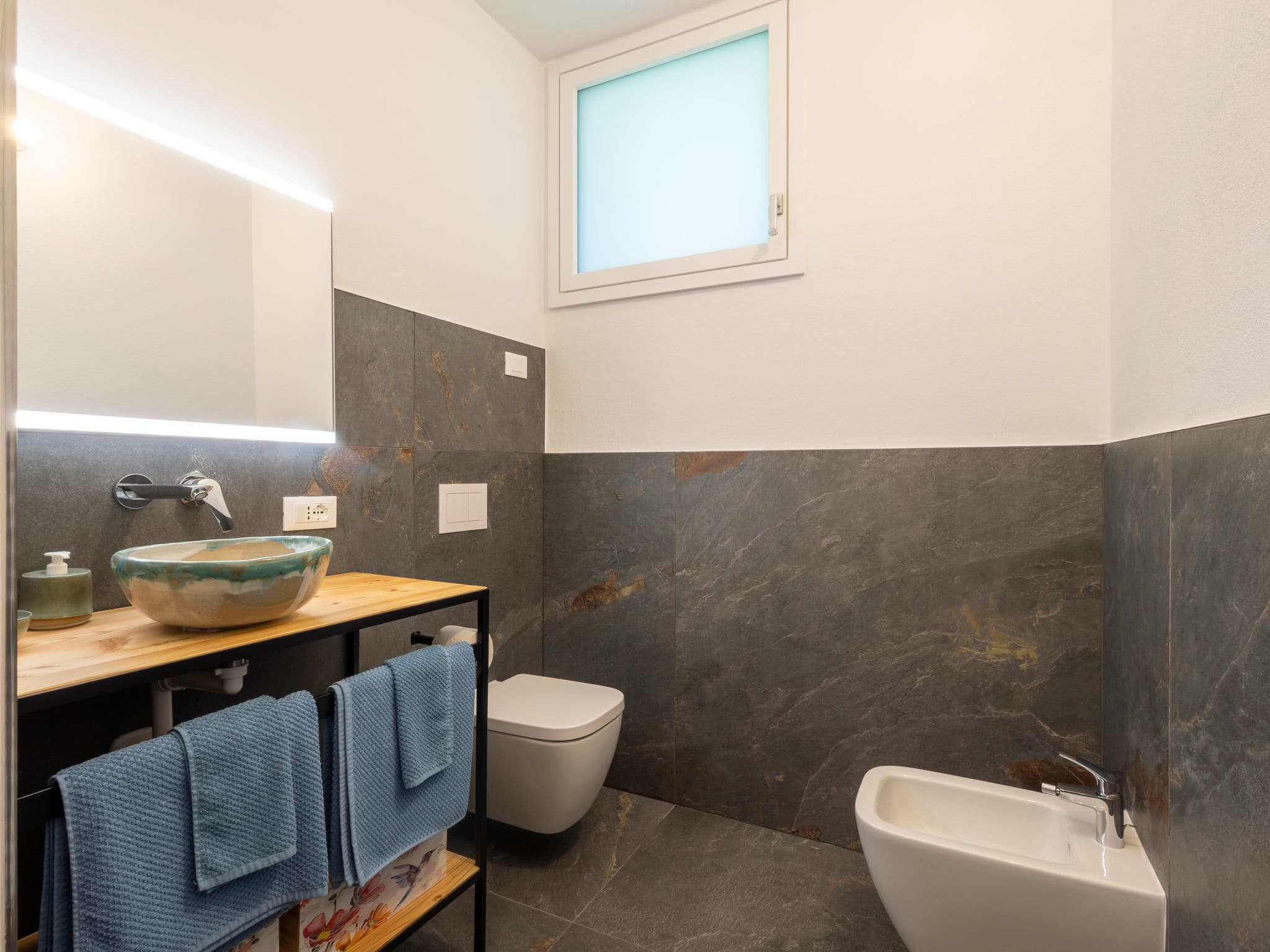 Bathroom / Wellness