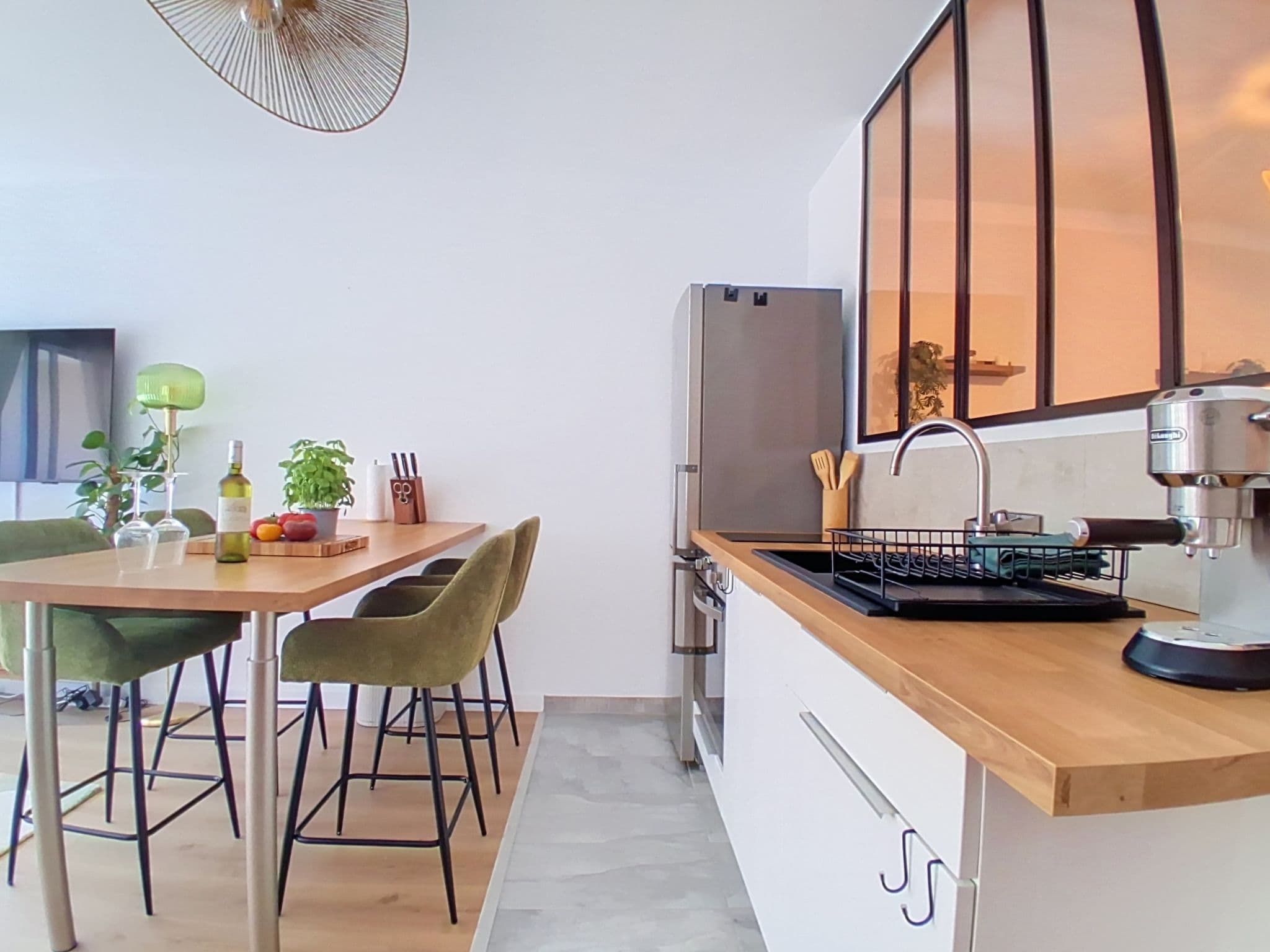 Kitchen / Dining Room