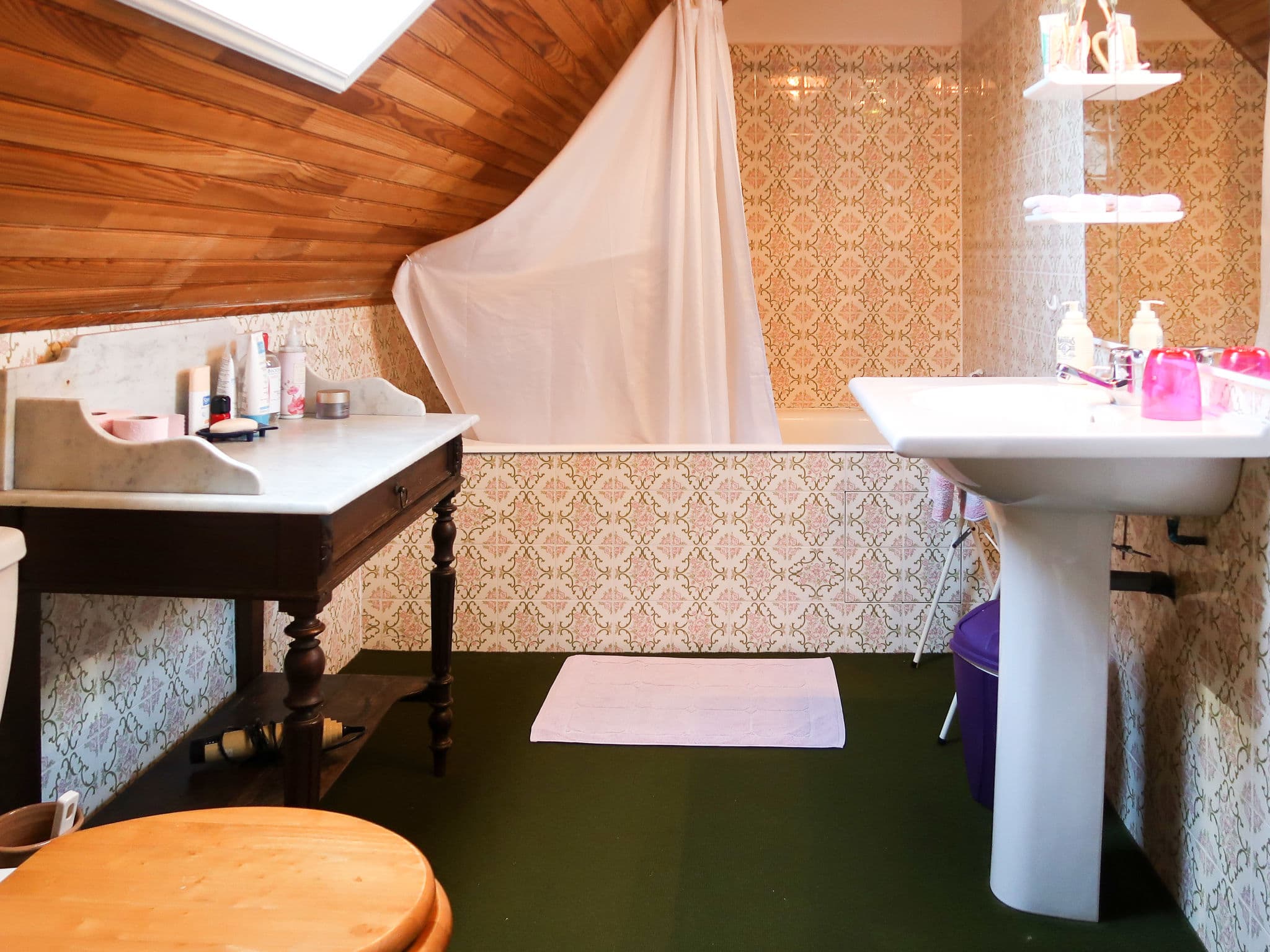 Bathroom / Wellness