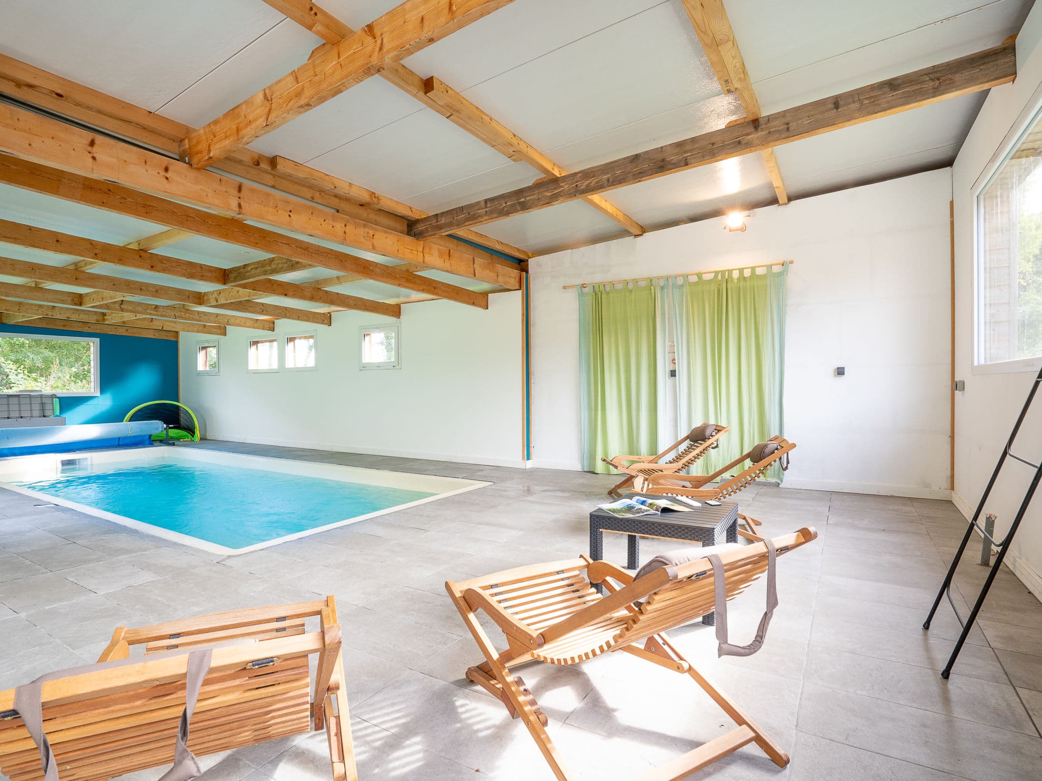 Pool Indoor