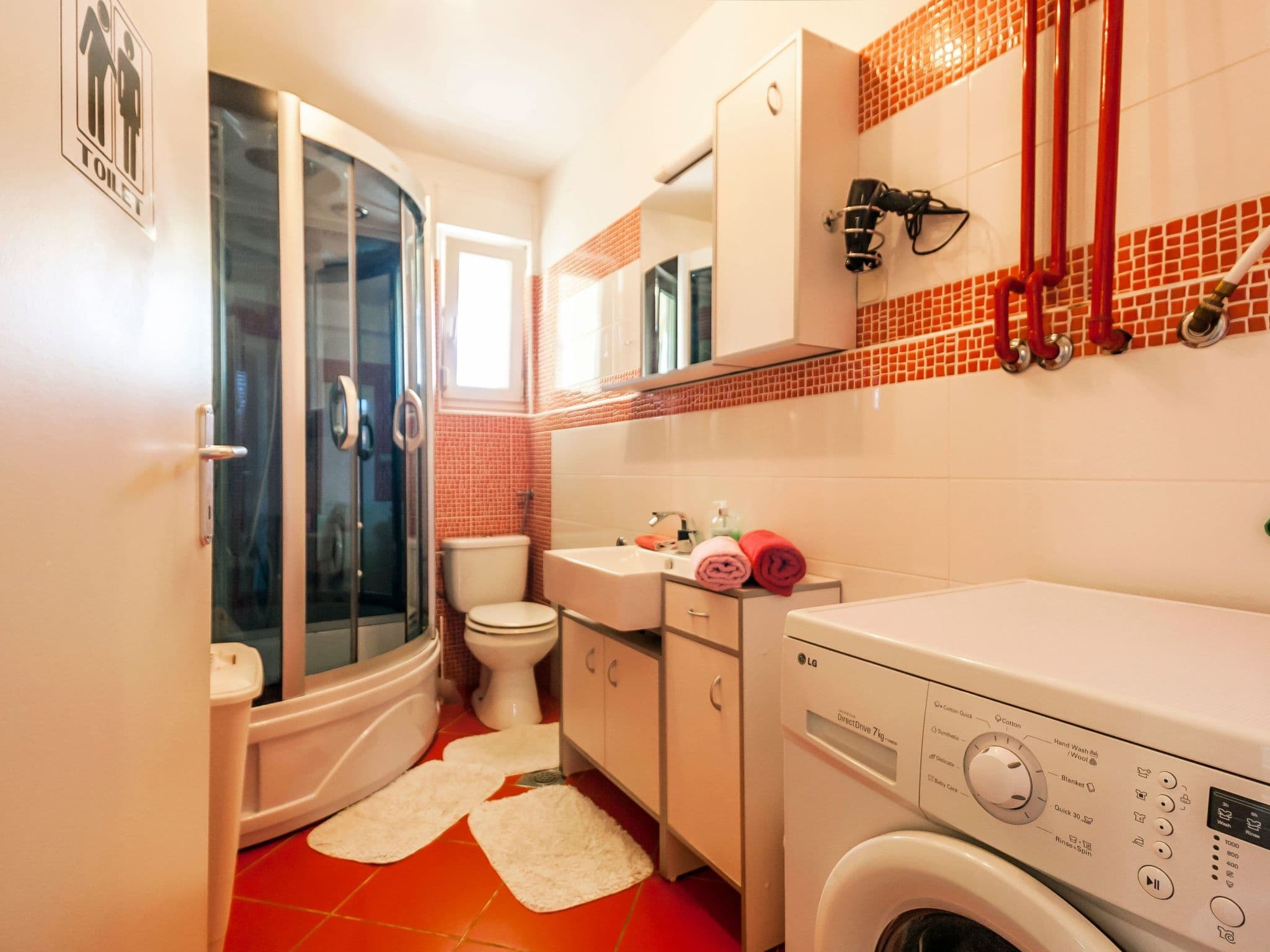 Bathroom / Wellness