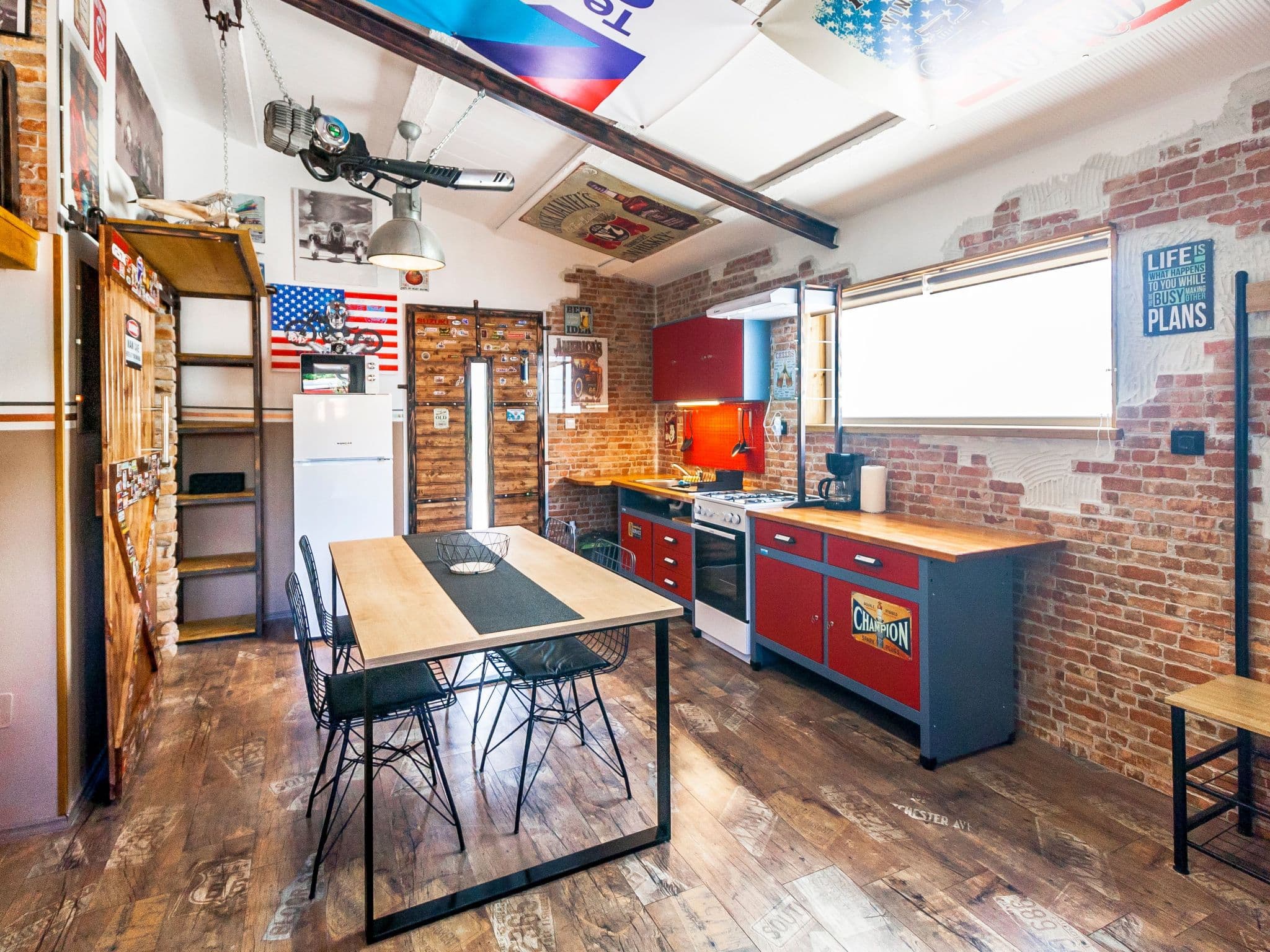 Kitchen / Dining Room