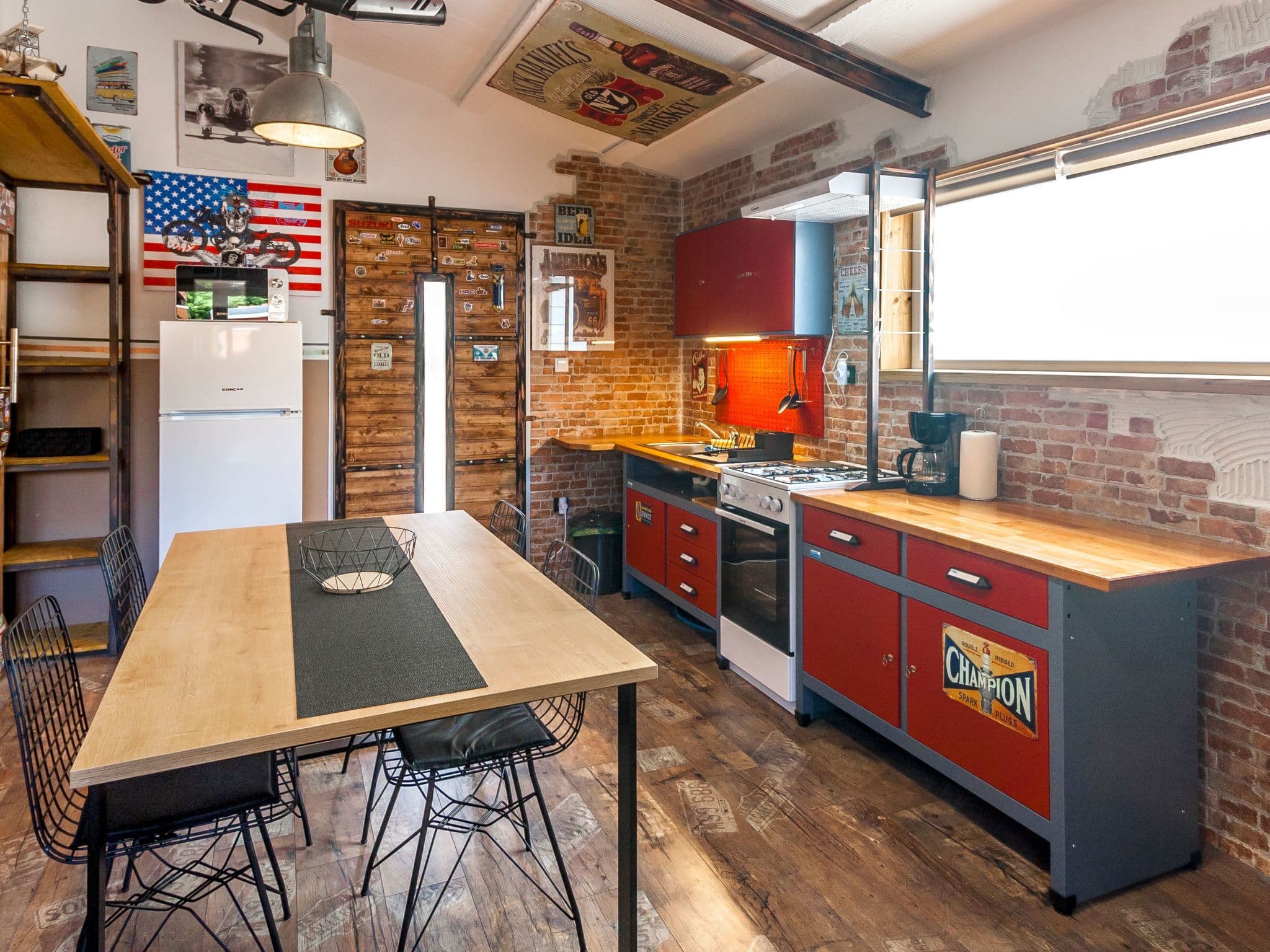 Kitchen / Dining Room