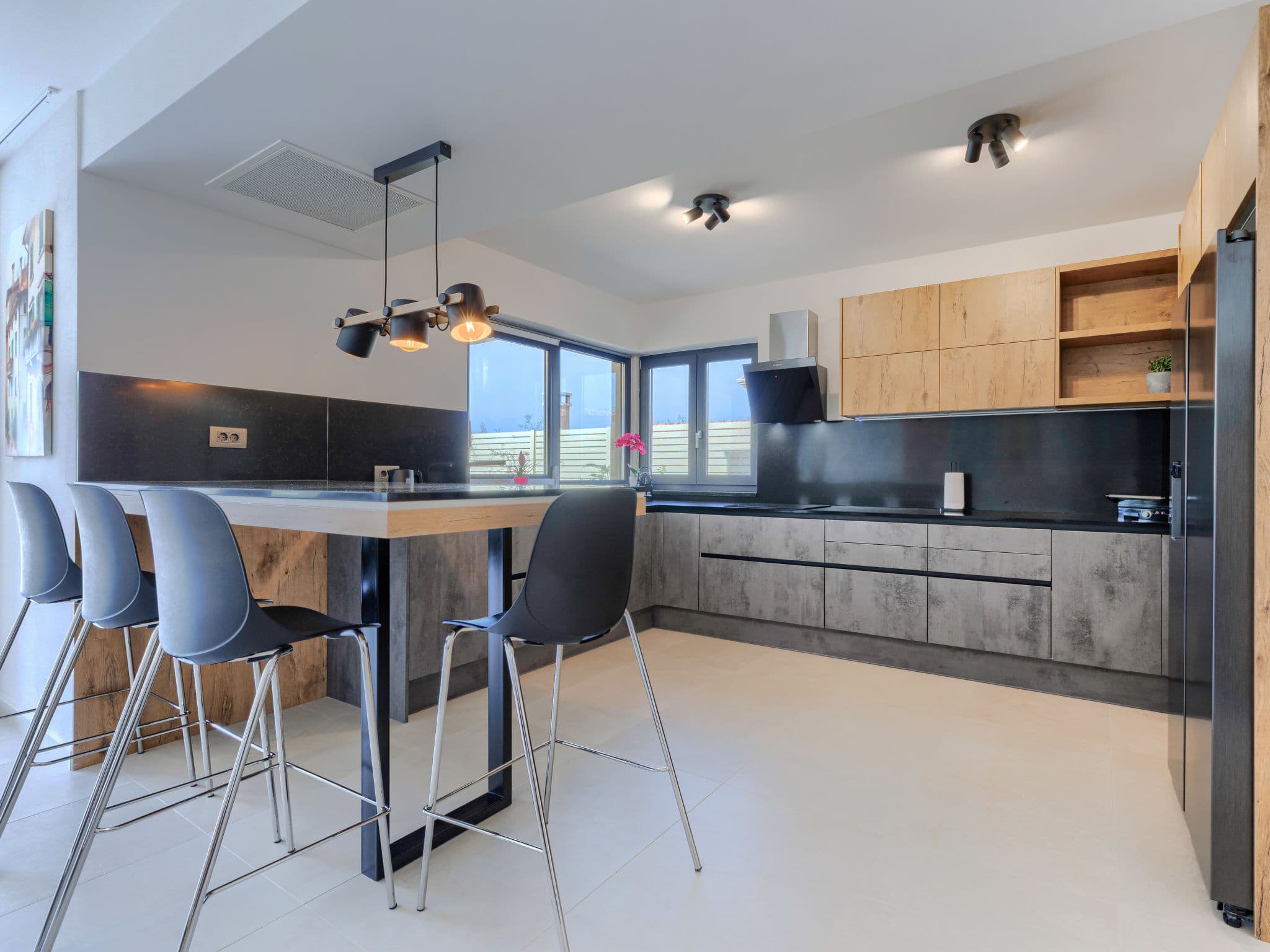 Kitchen / Dining Room