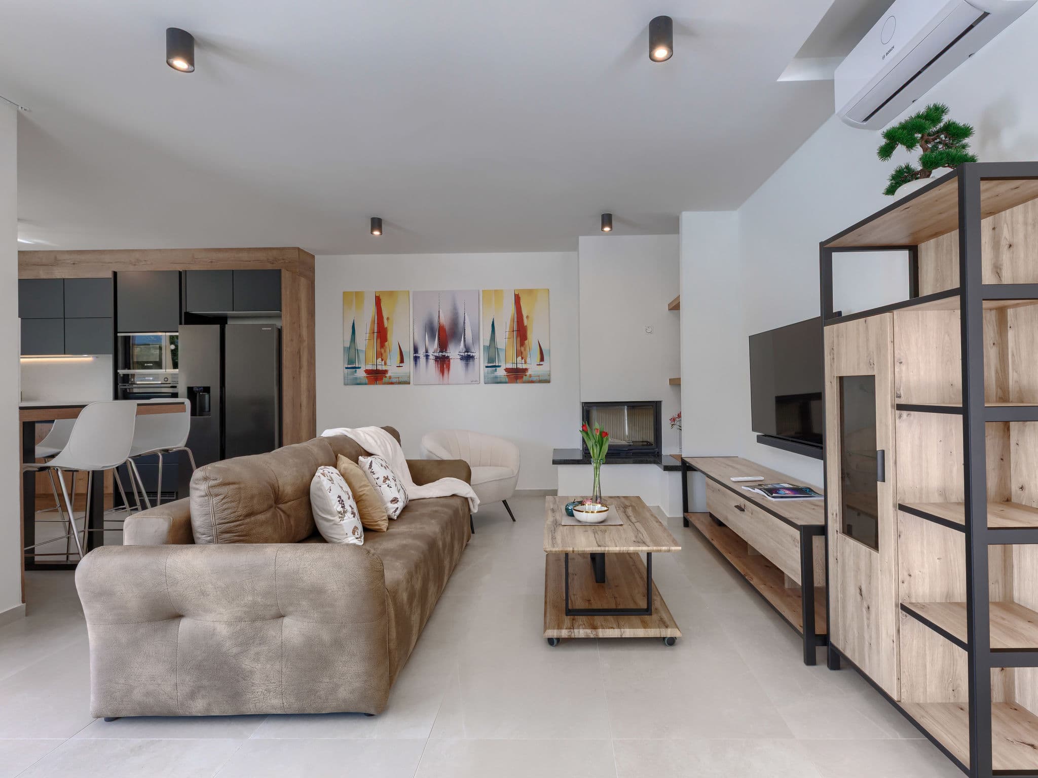 Kitchen / Dining Room