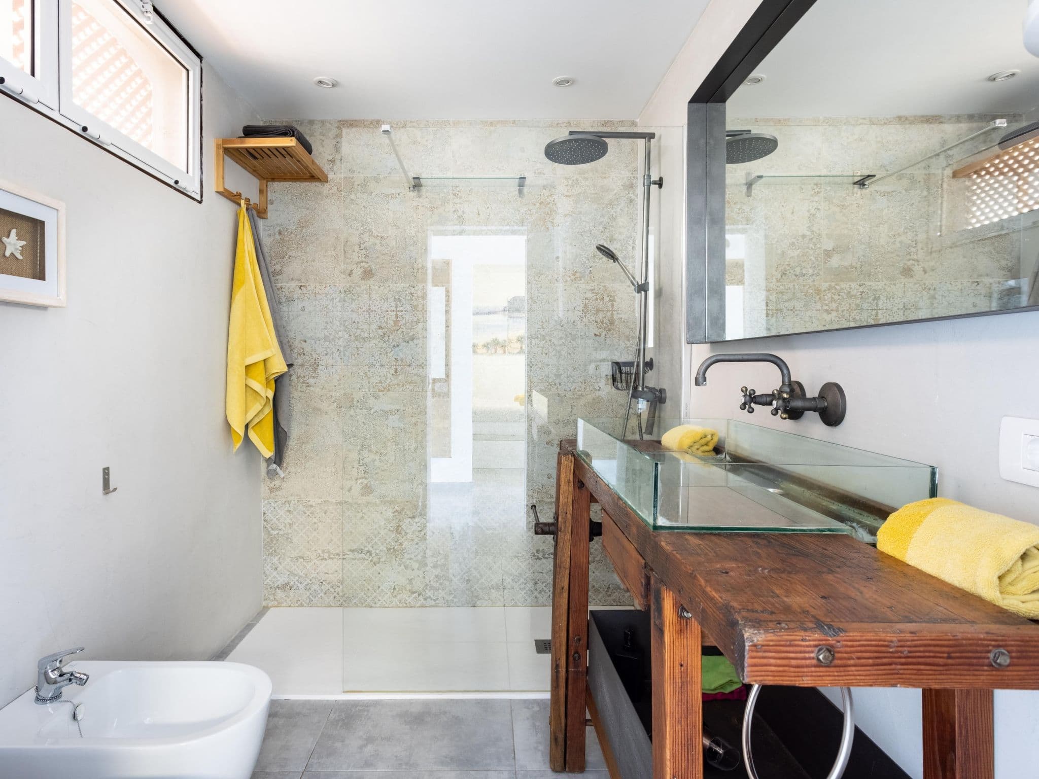 Bathroom / Wellness
