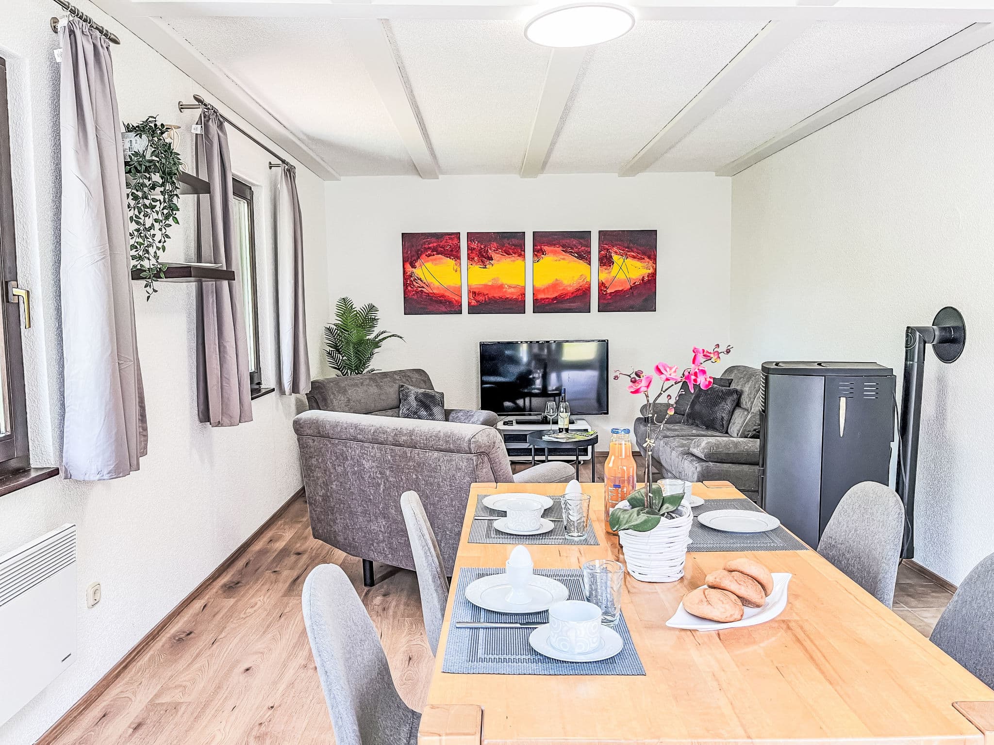Kitchen / Dining Room
