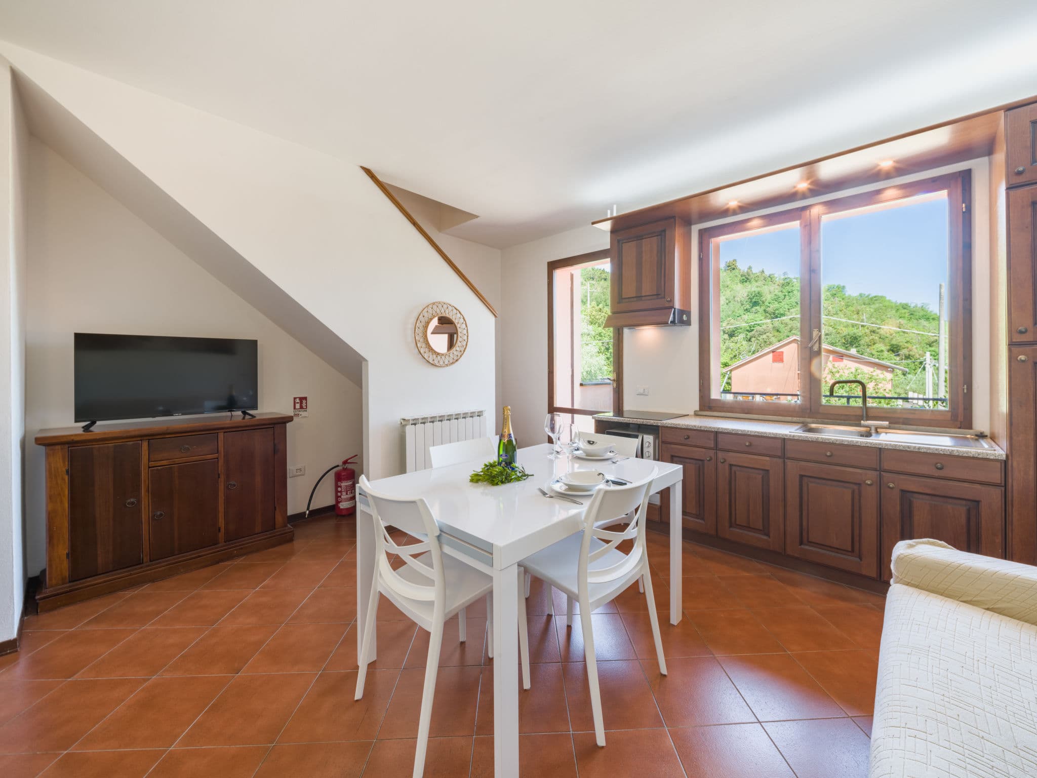 Kitchen / Dining Room