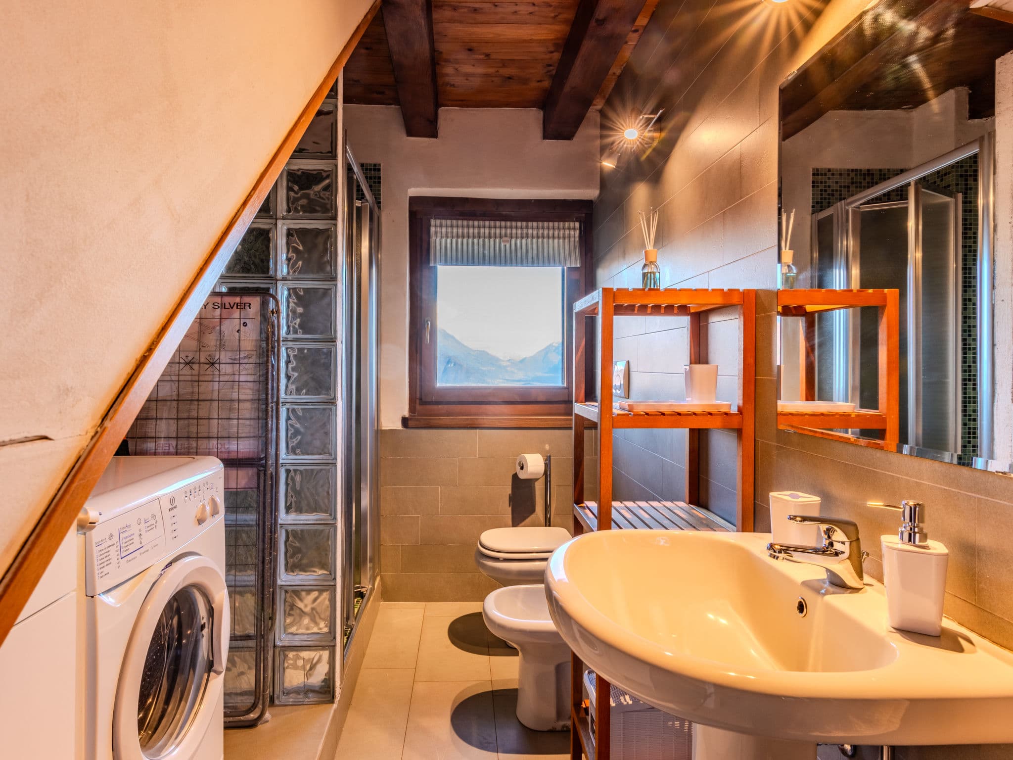 Bathroom / Wellness