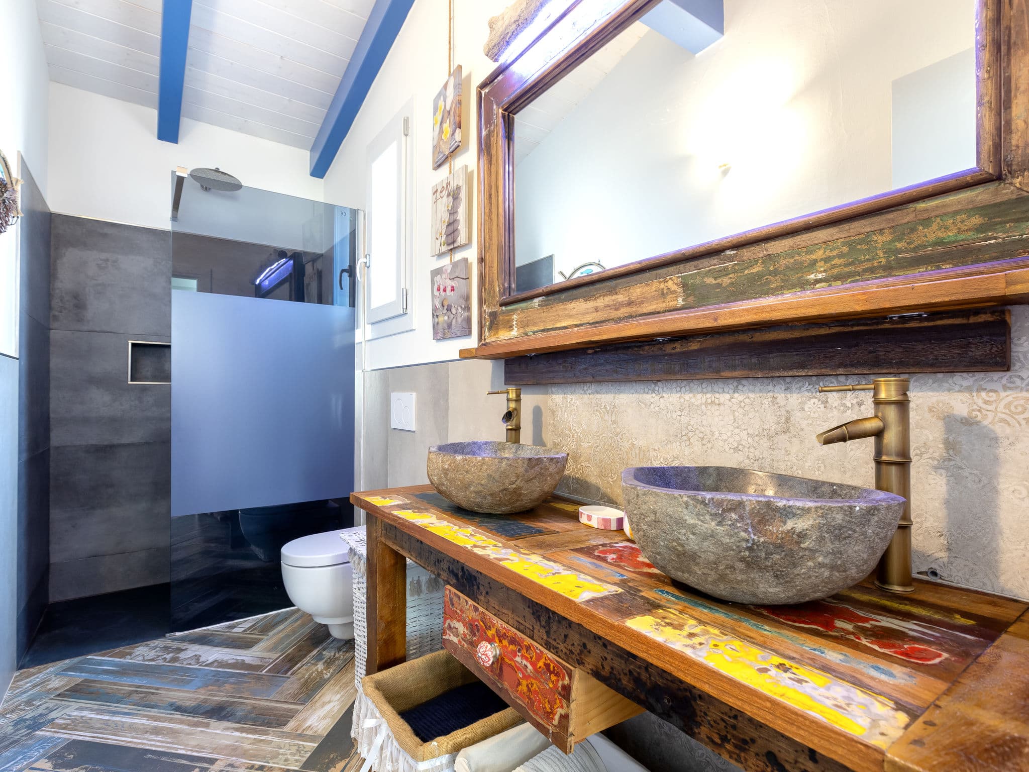 Bathroom / Wellness