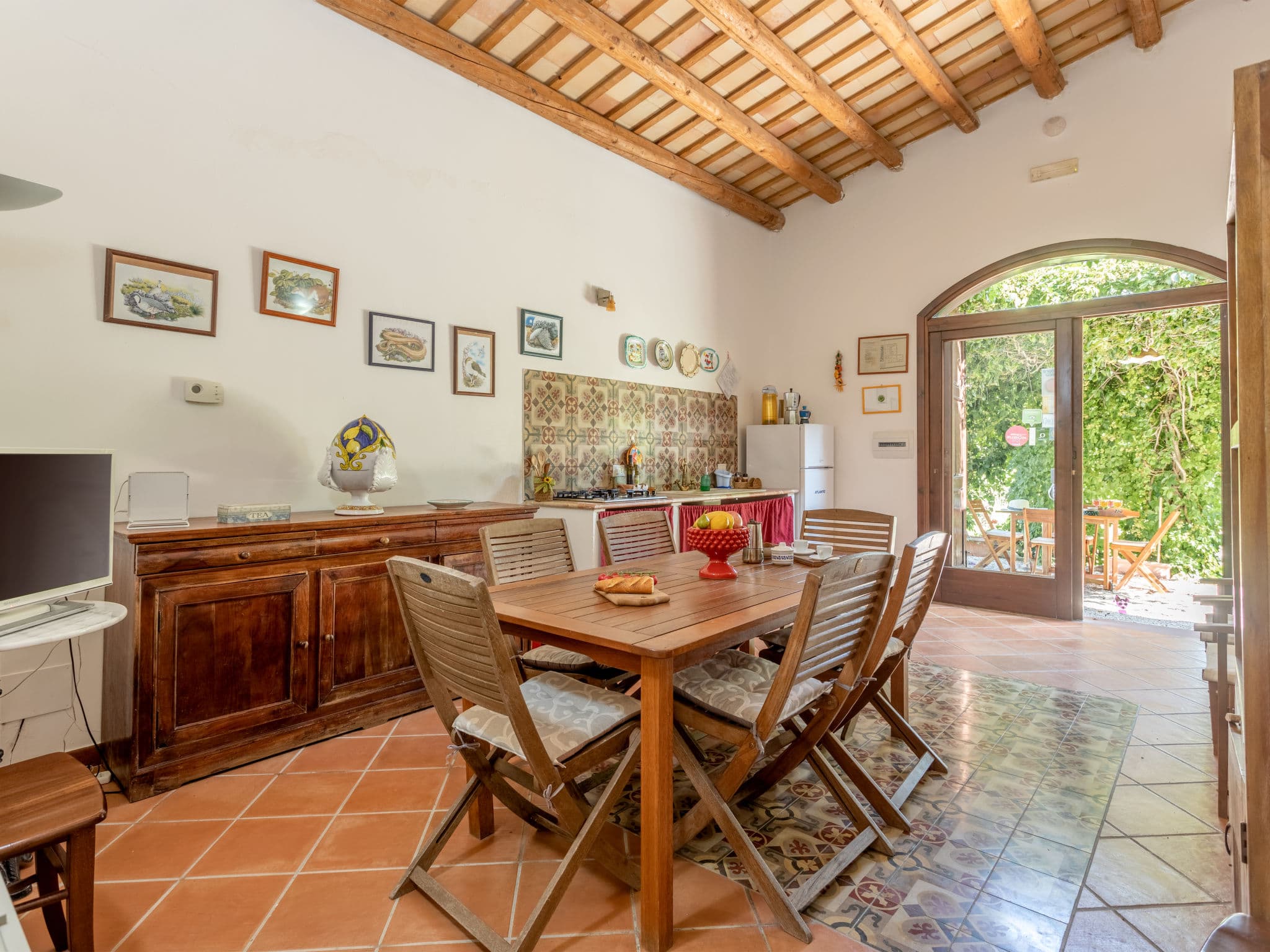 Kitchen / Dining Room