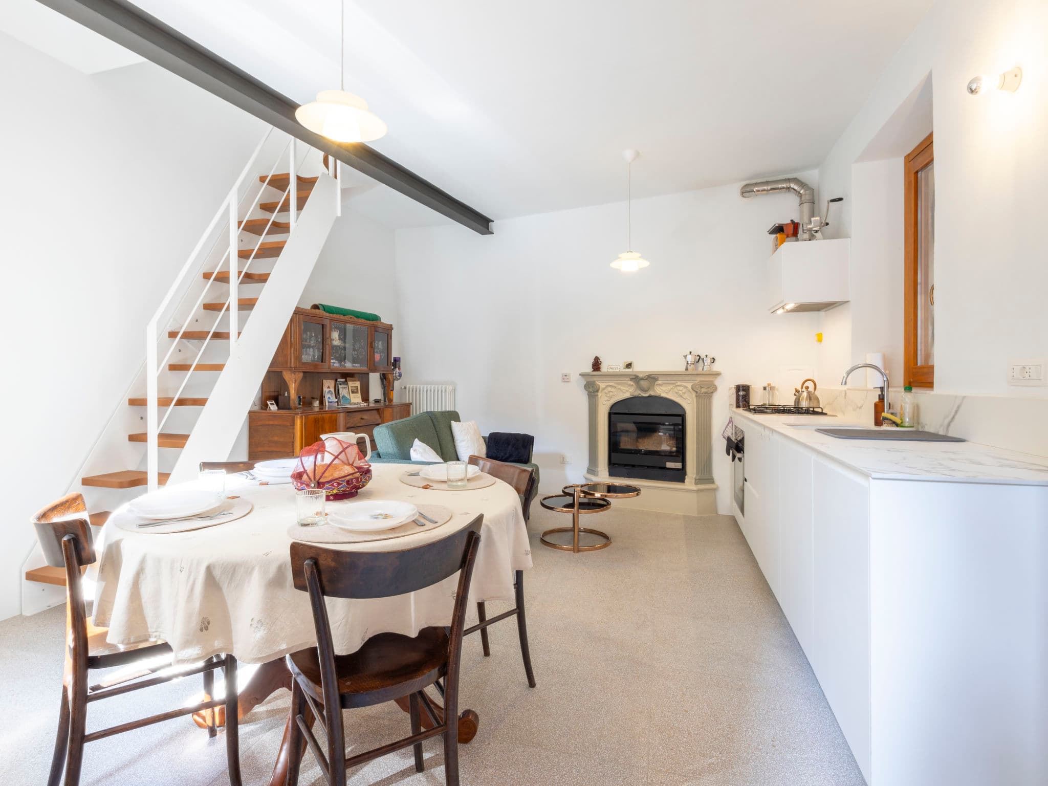 Kitchen / Dining Room