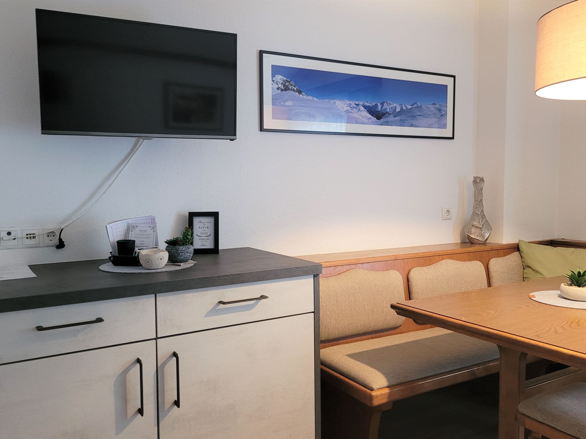 Kitchen / Dining Room