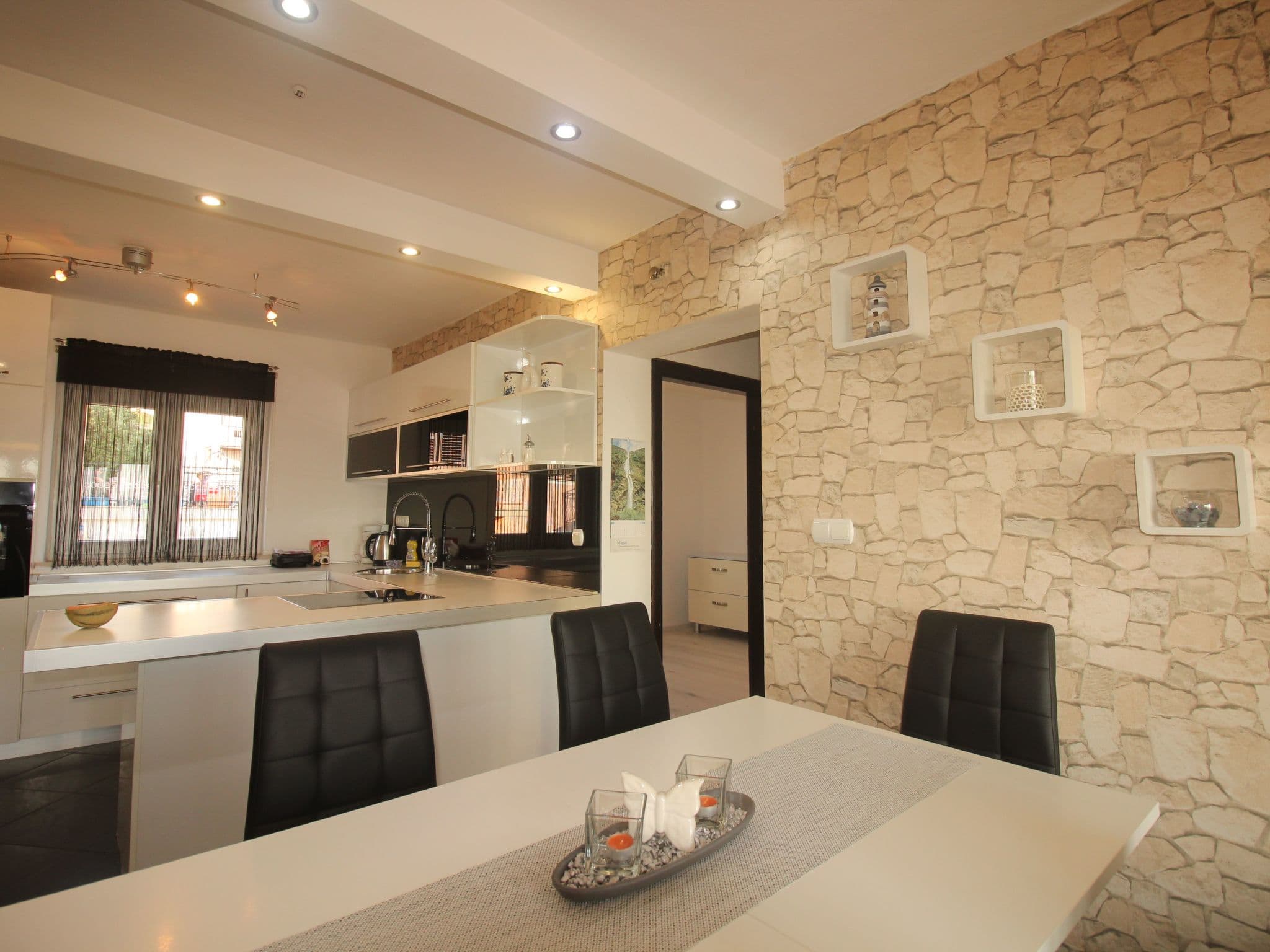 Gallery Image 24