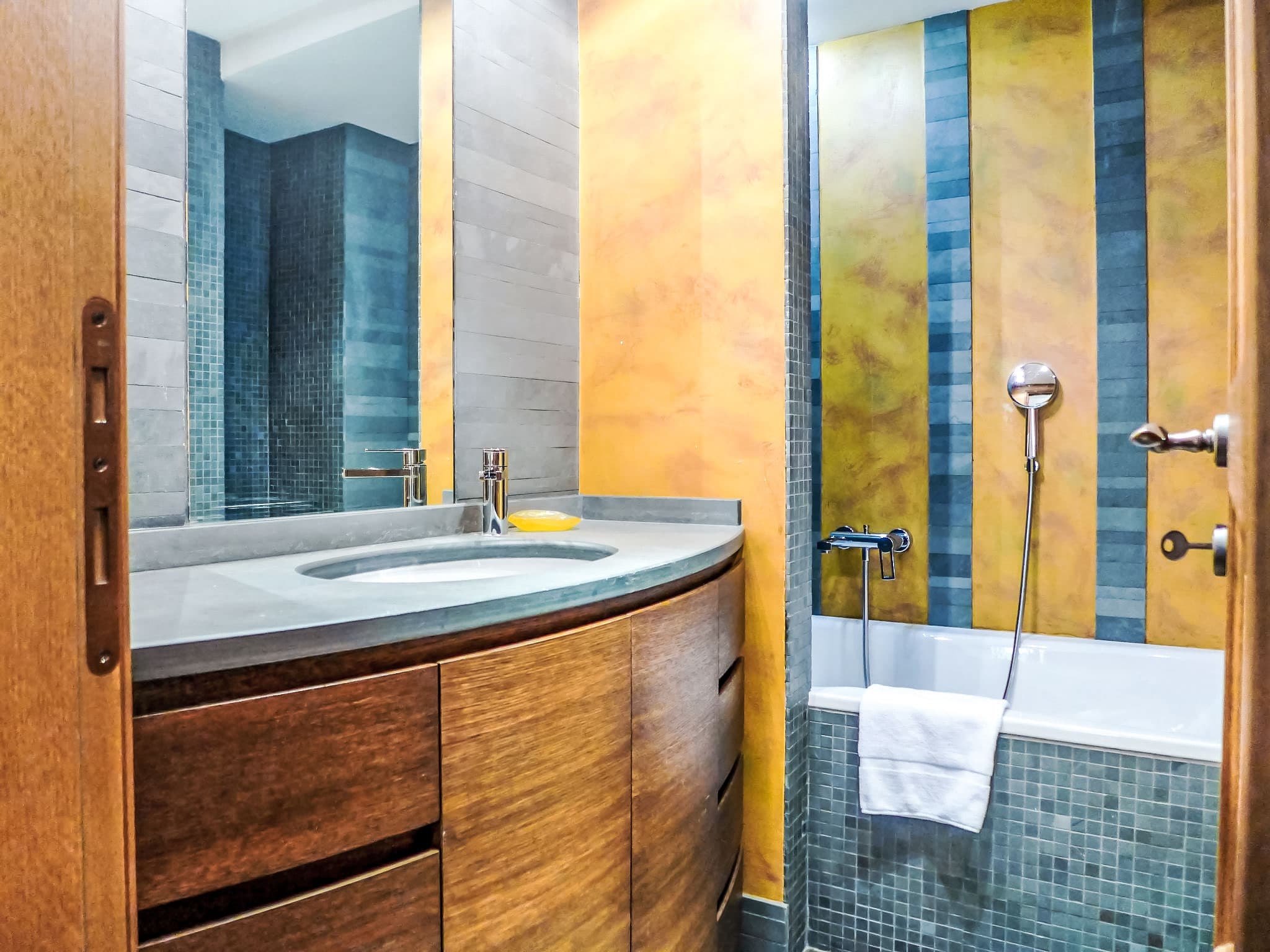 Bathroom / Wellness