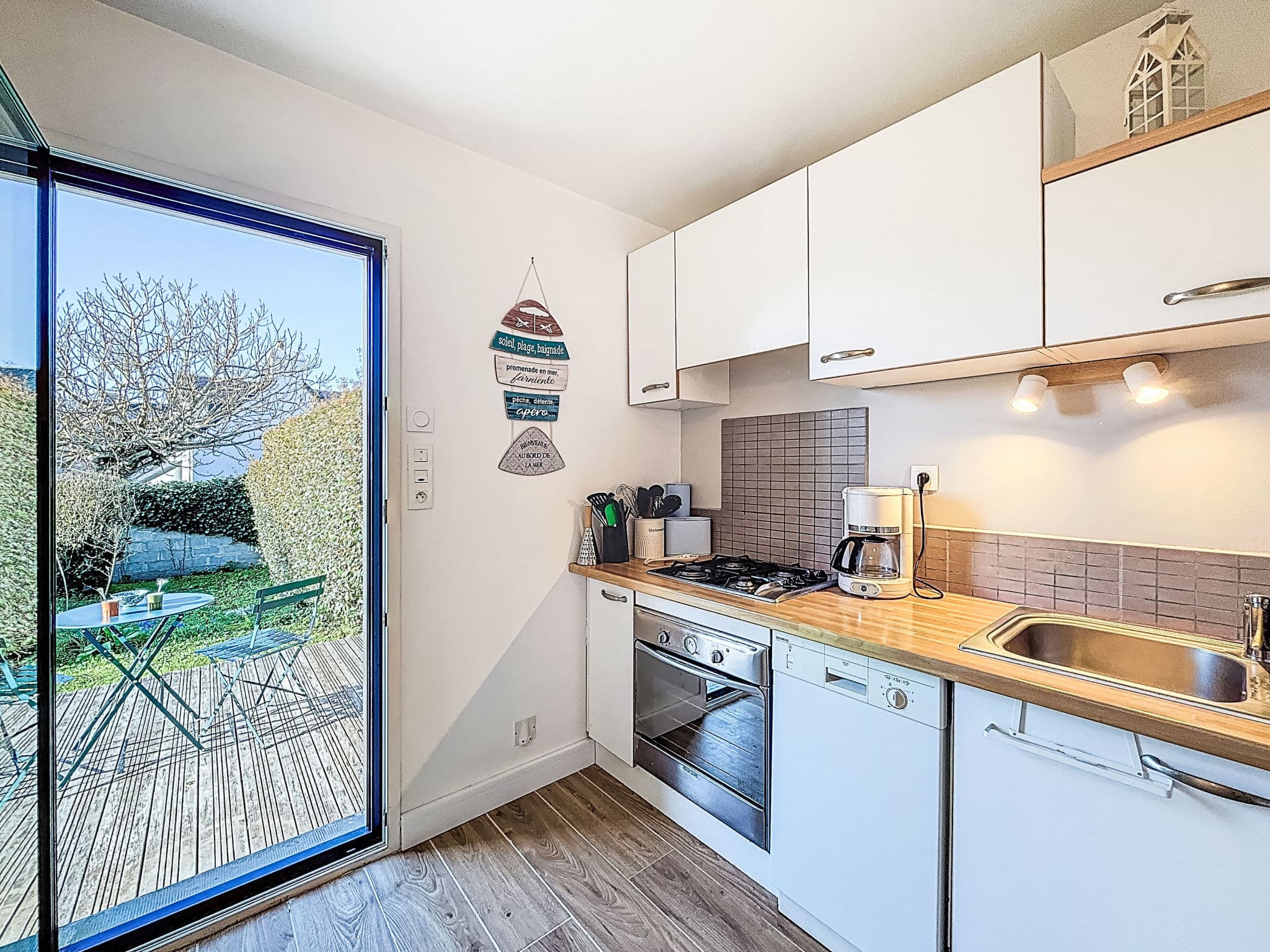 Kitchen / Dining Room