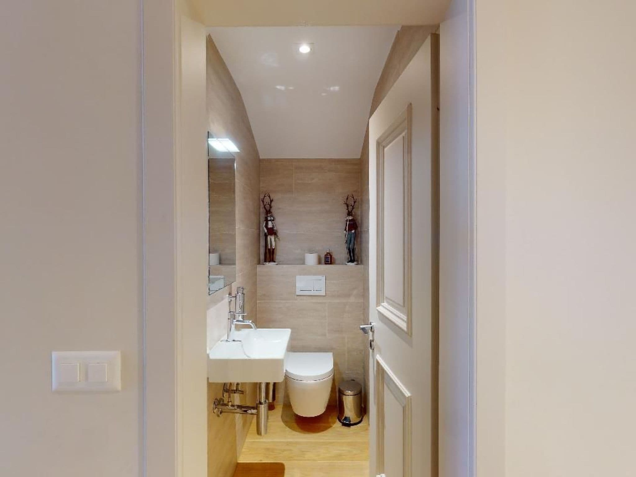 Gallery Image 12