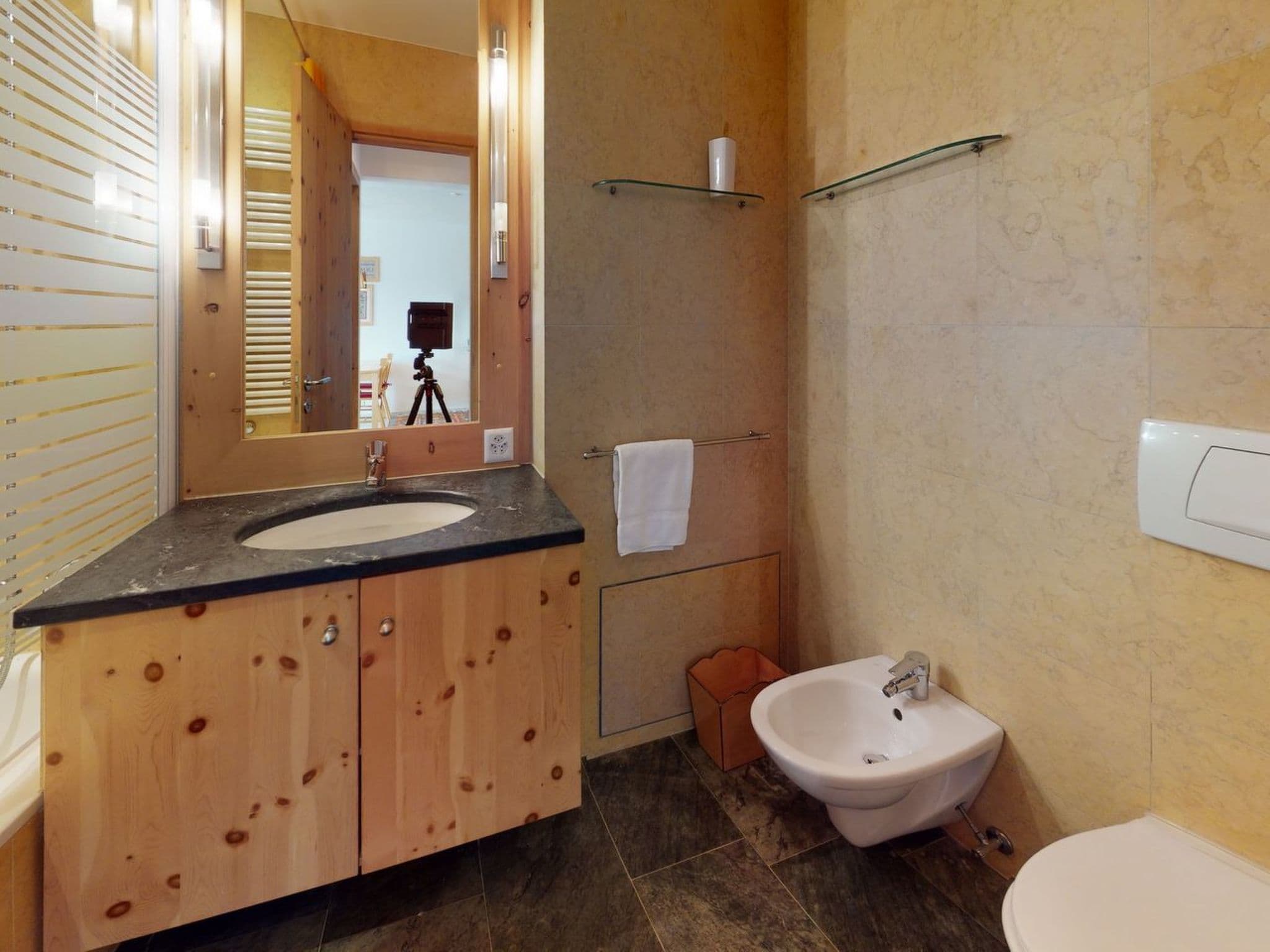 Gallery Image 8