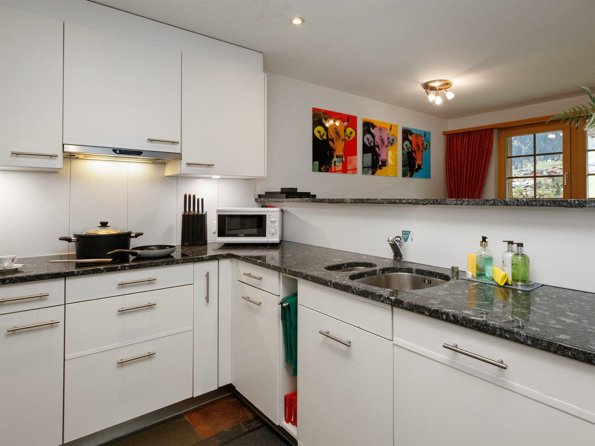 Kitchen / Dining Room