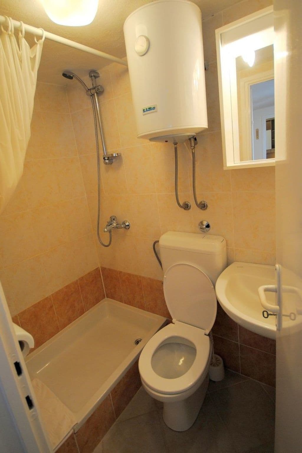 Gallery Image 14