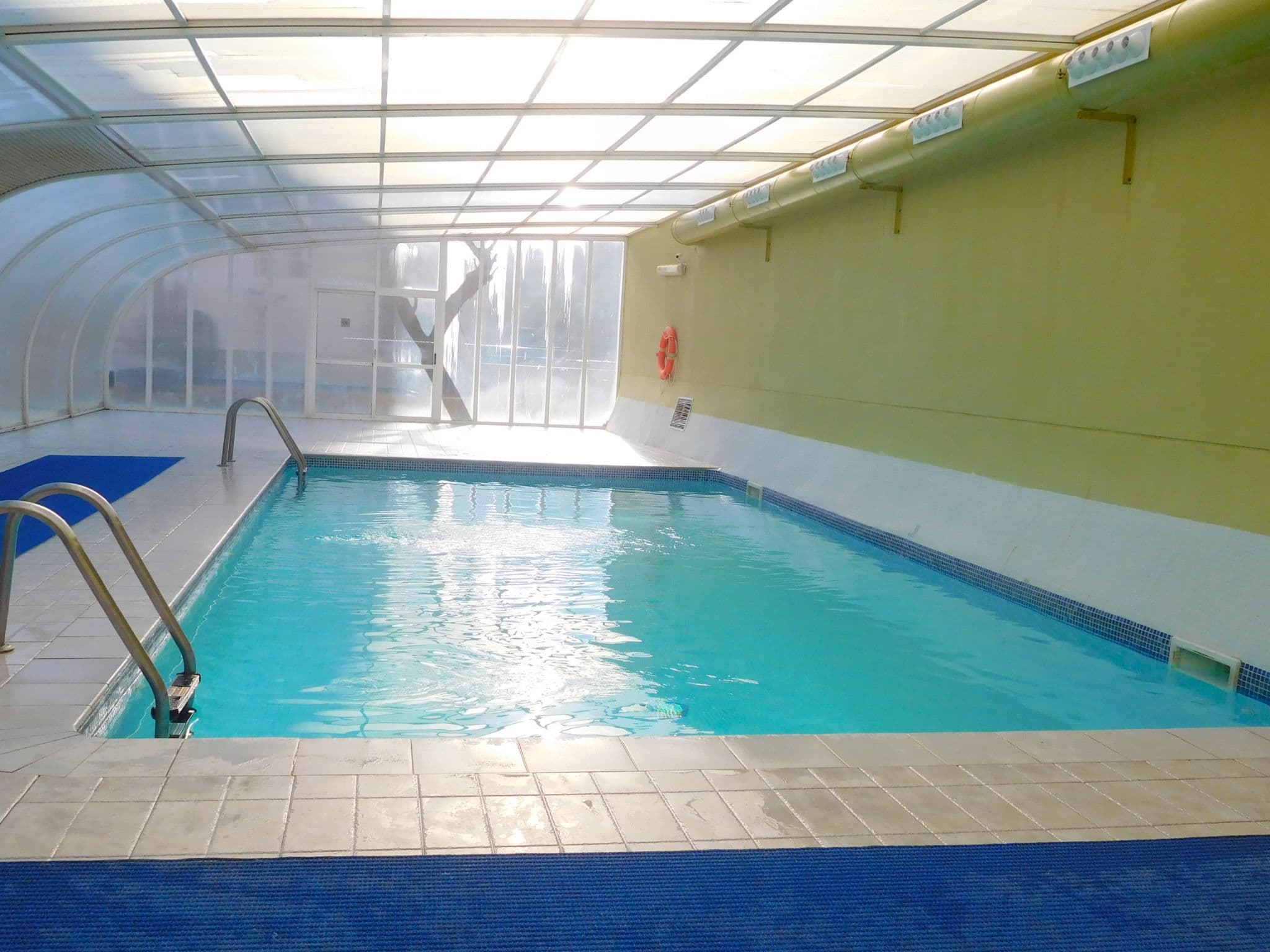Pool Indoor