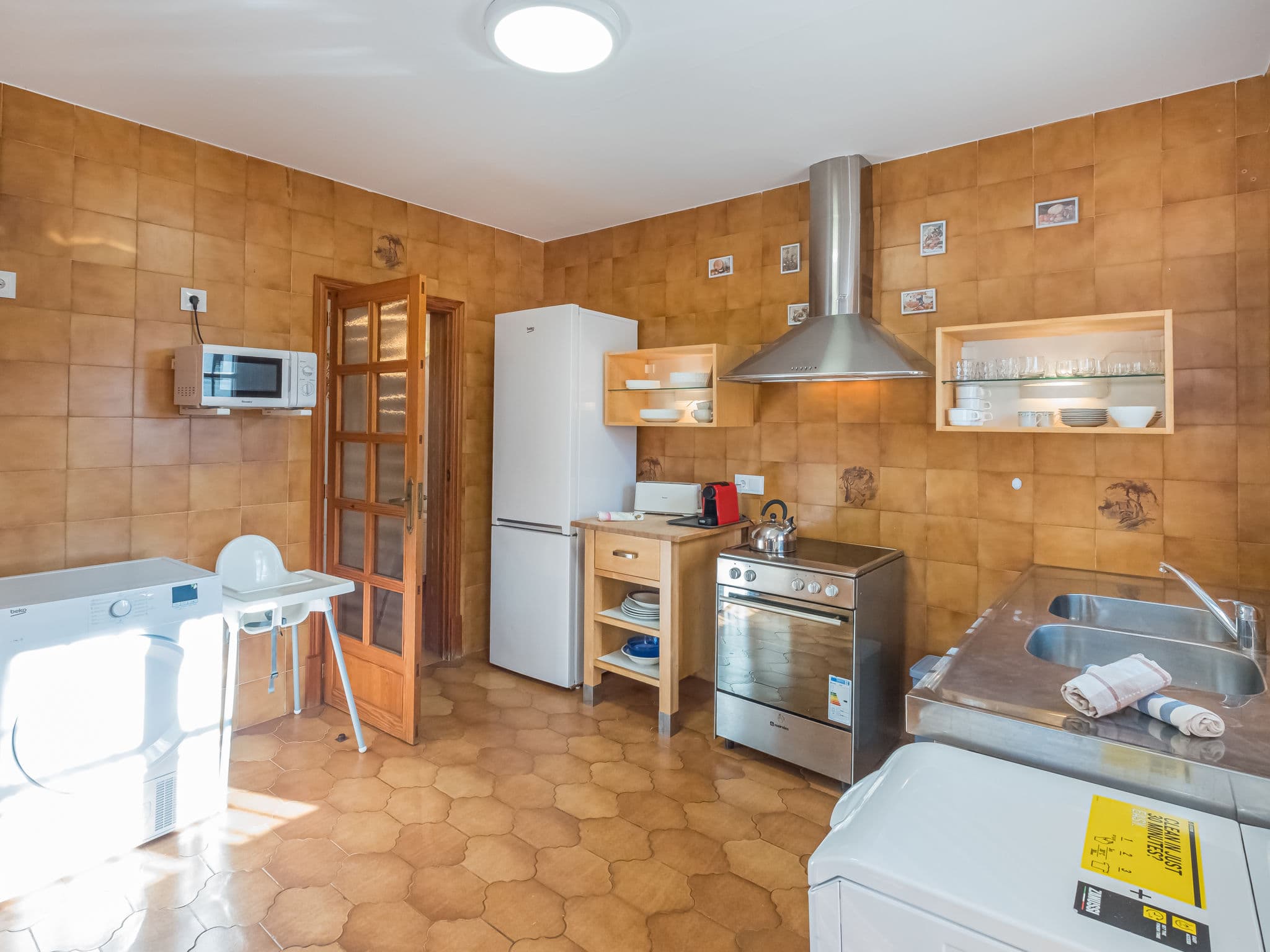 Kitchen / Dining Room