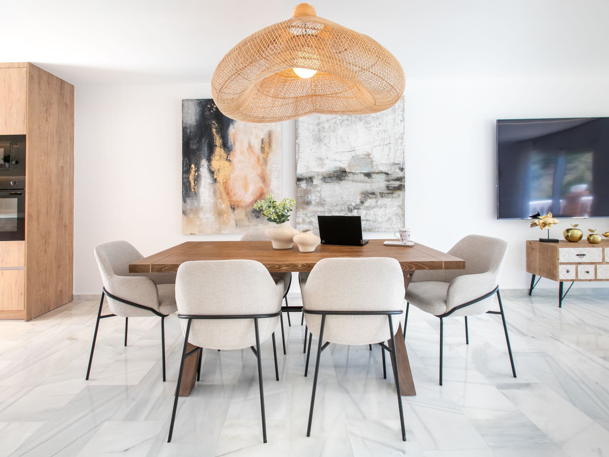 Kitchen / Dining Room