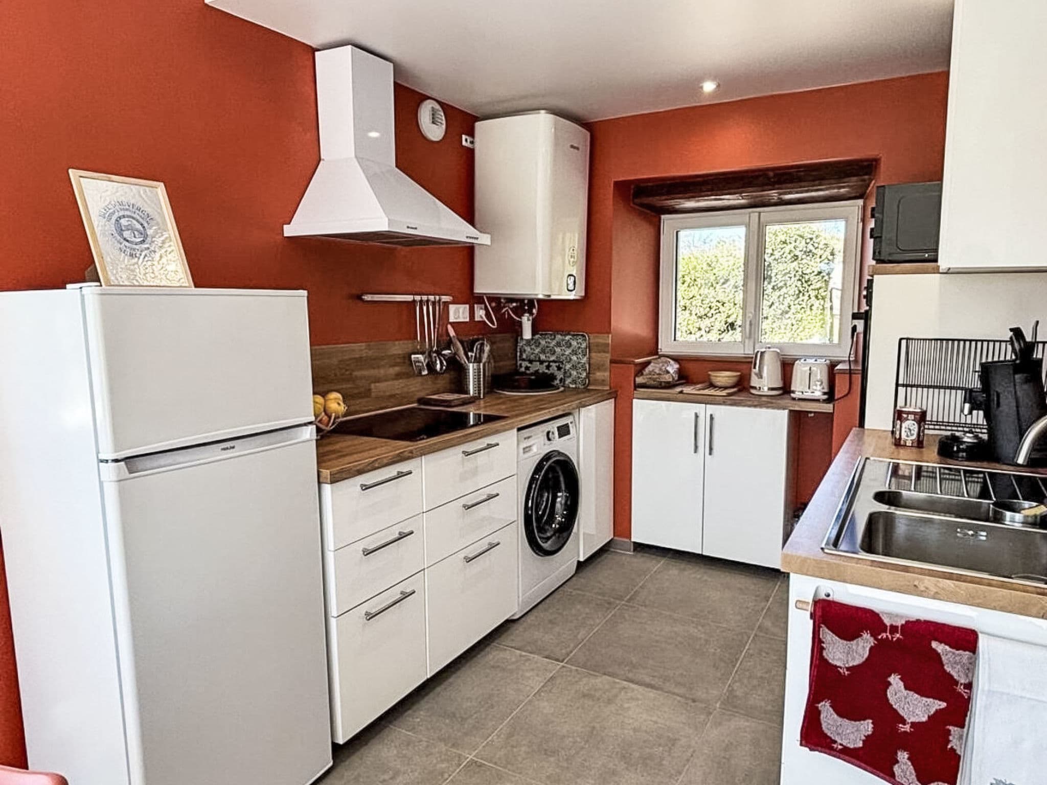 Kitchen / Dining Room