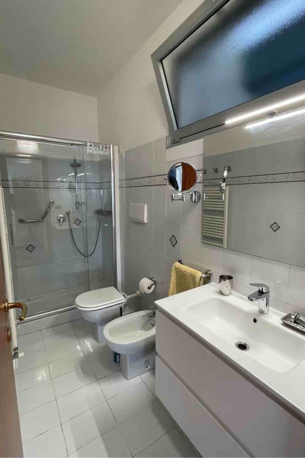 Gallery Image 13
