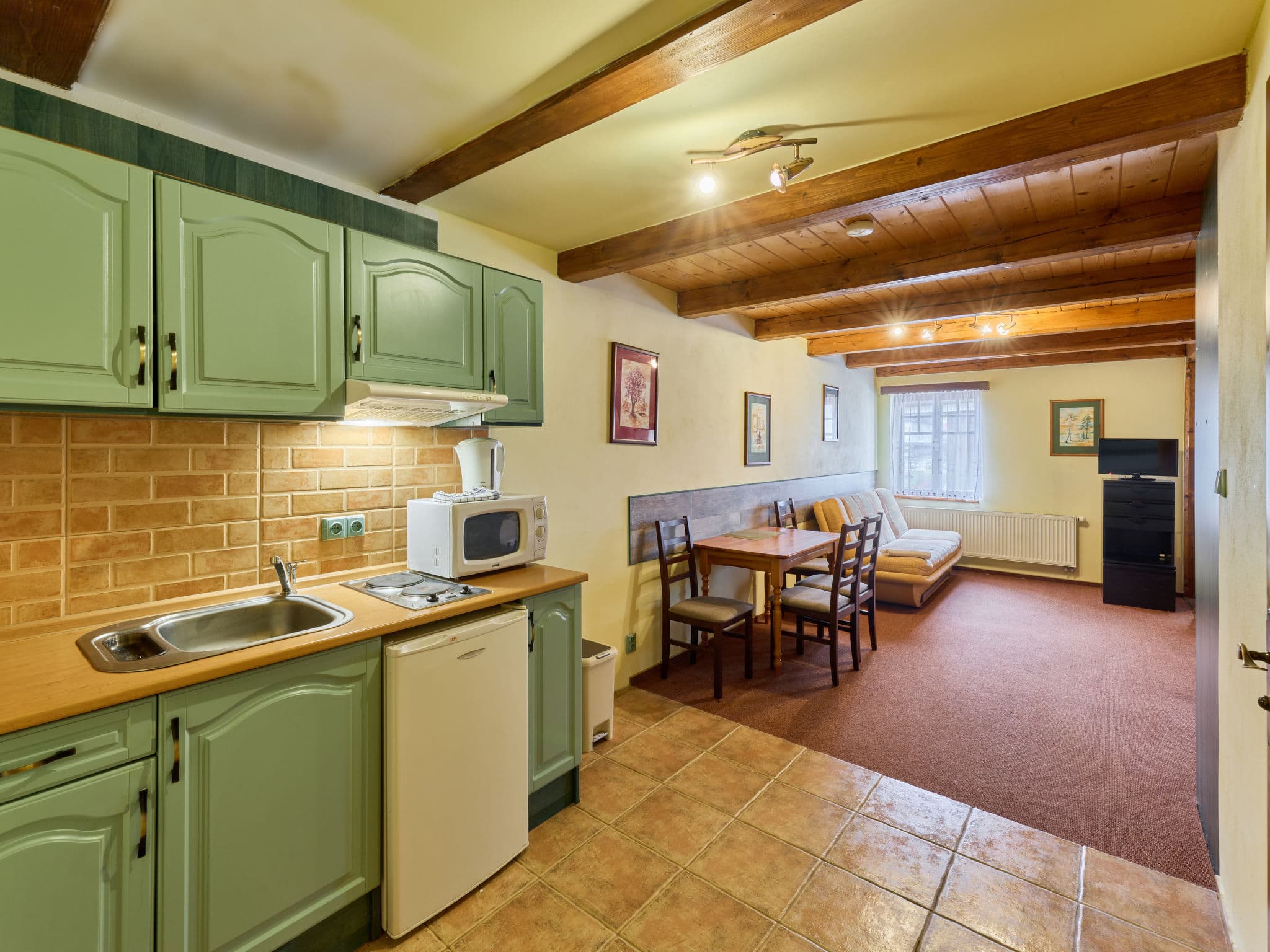 Kitchen / Dining Room
