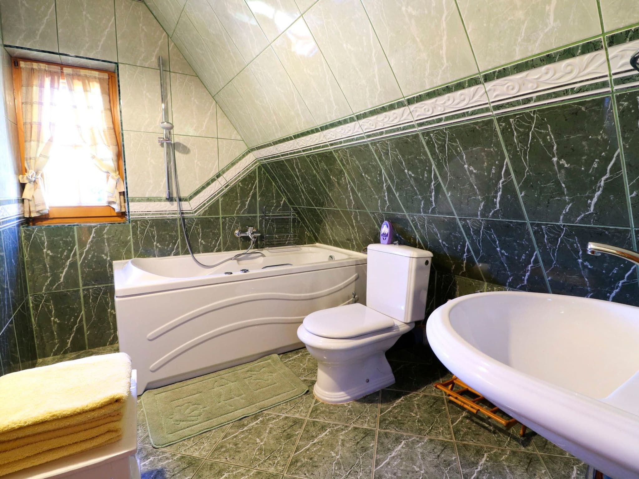 Bathroom / Wellness