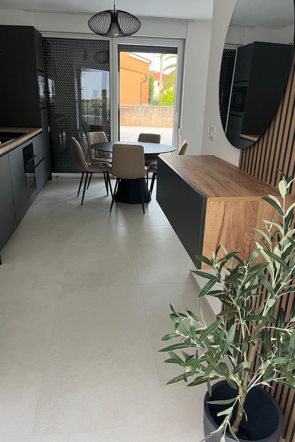 Kitchen / Dining Room