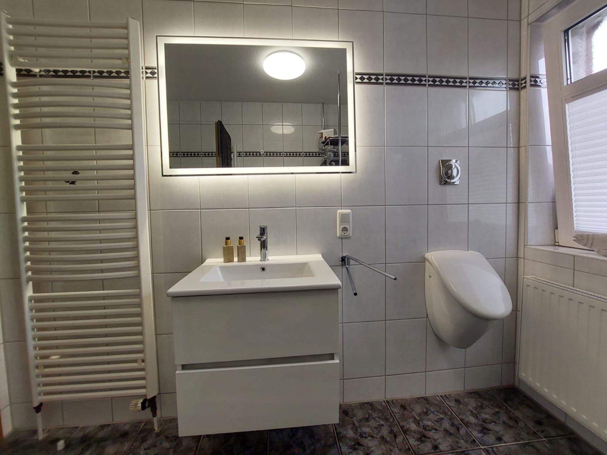 Gallery Image 11