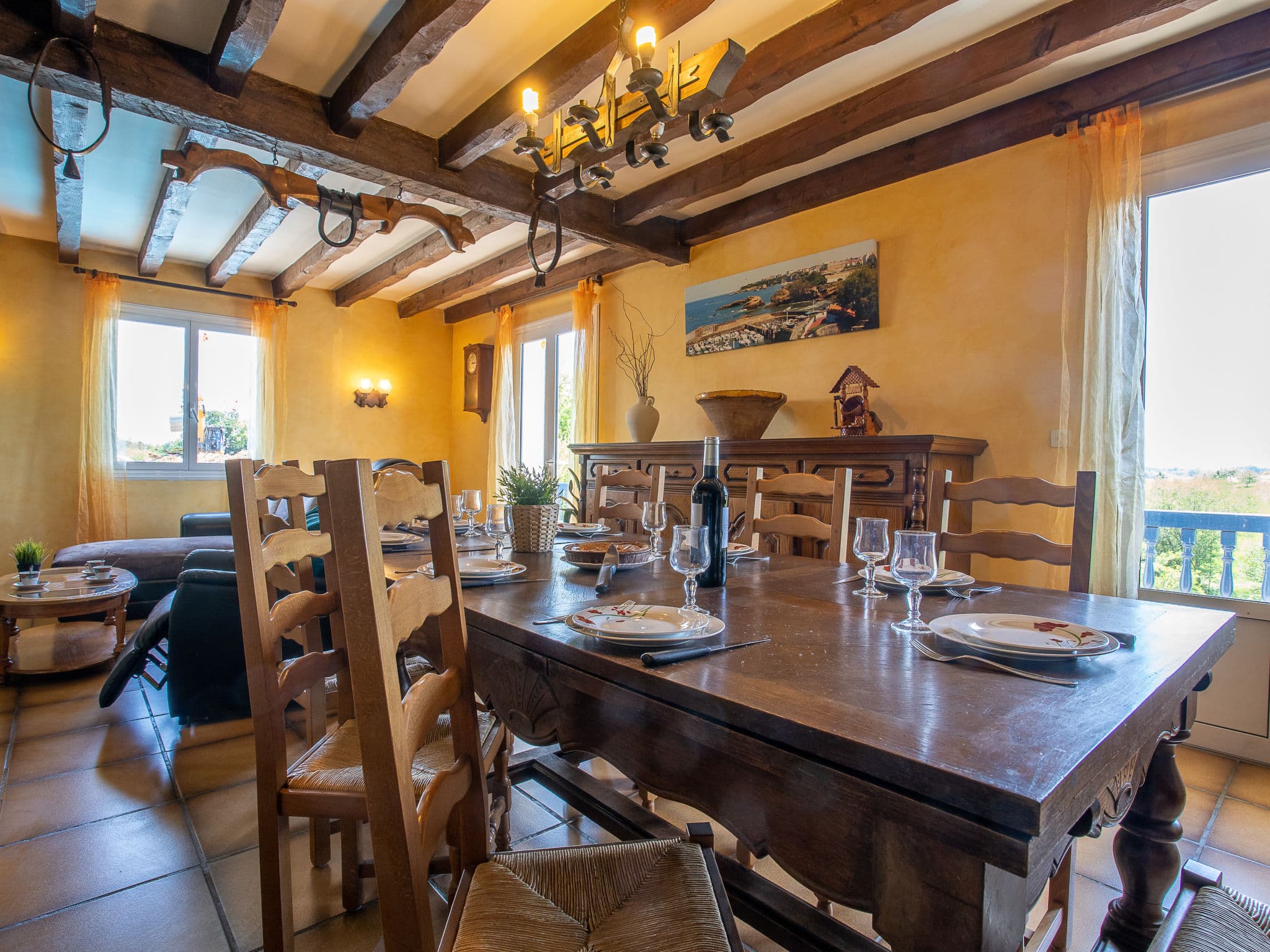 Kitchen / Dining Room