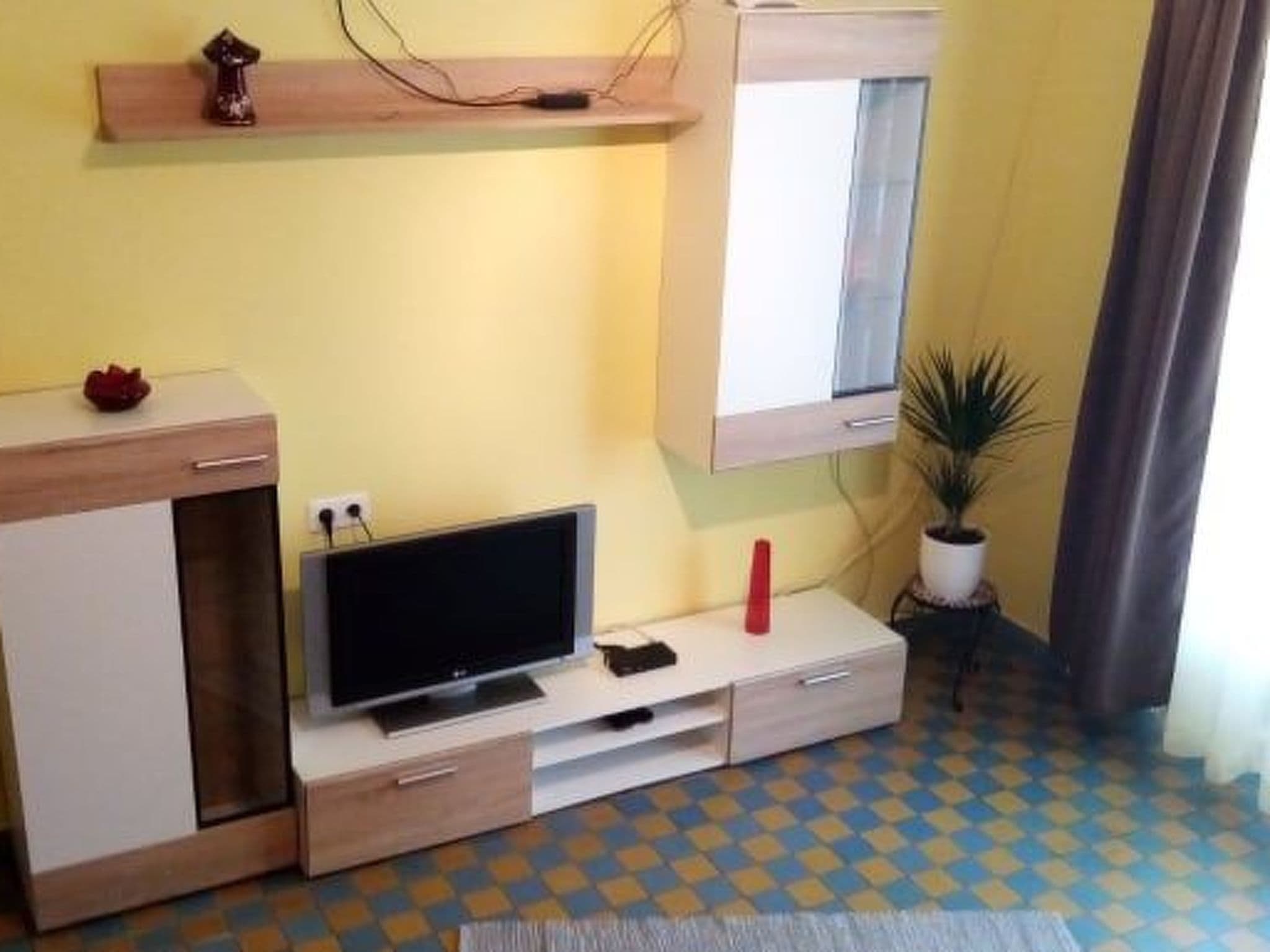 Gallery Image 12