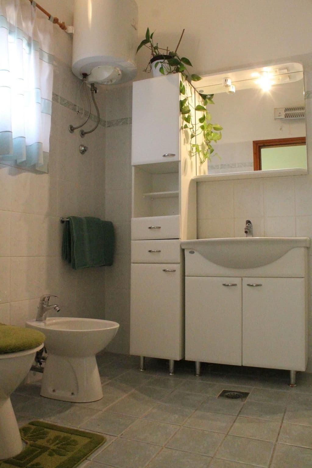 Bathroom / Wellness