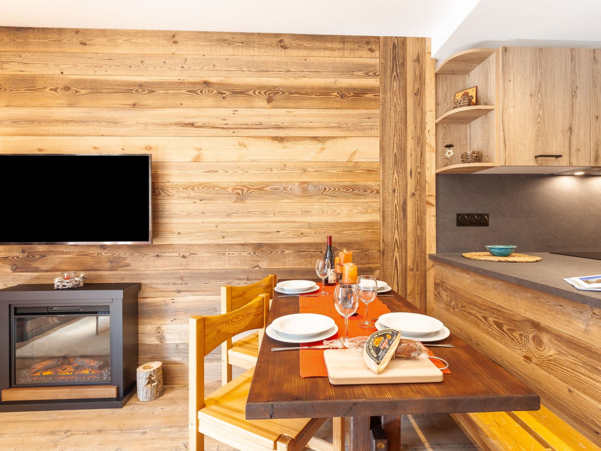 Kitchen / Dining Room