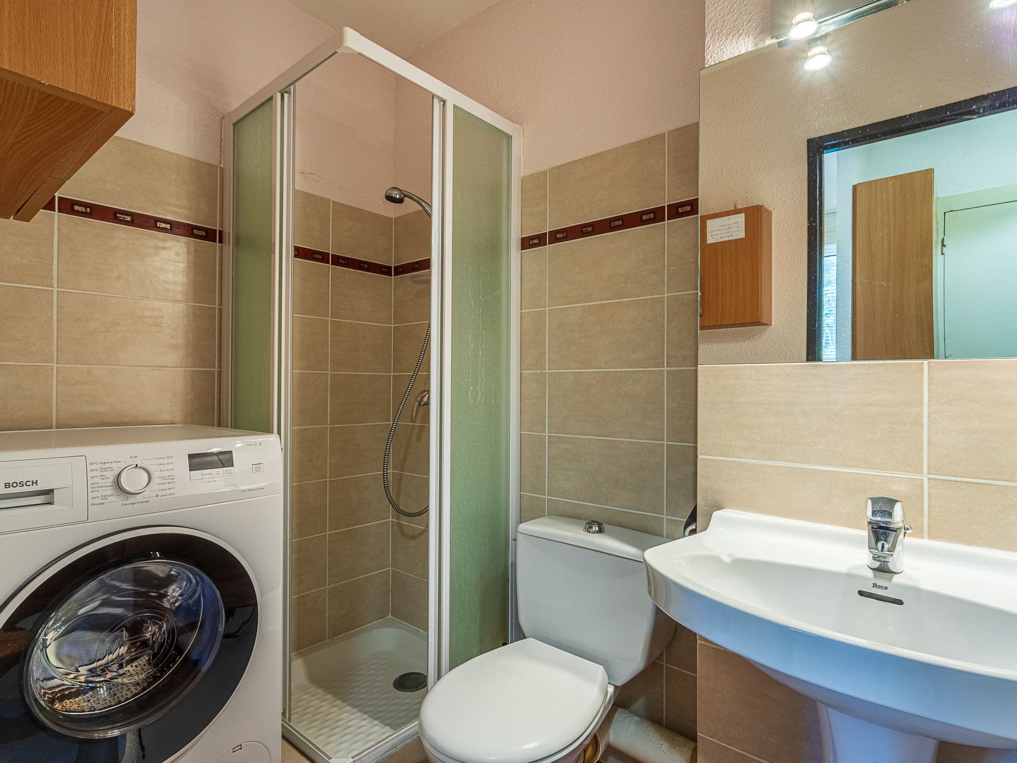 Bathroom / Wellness