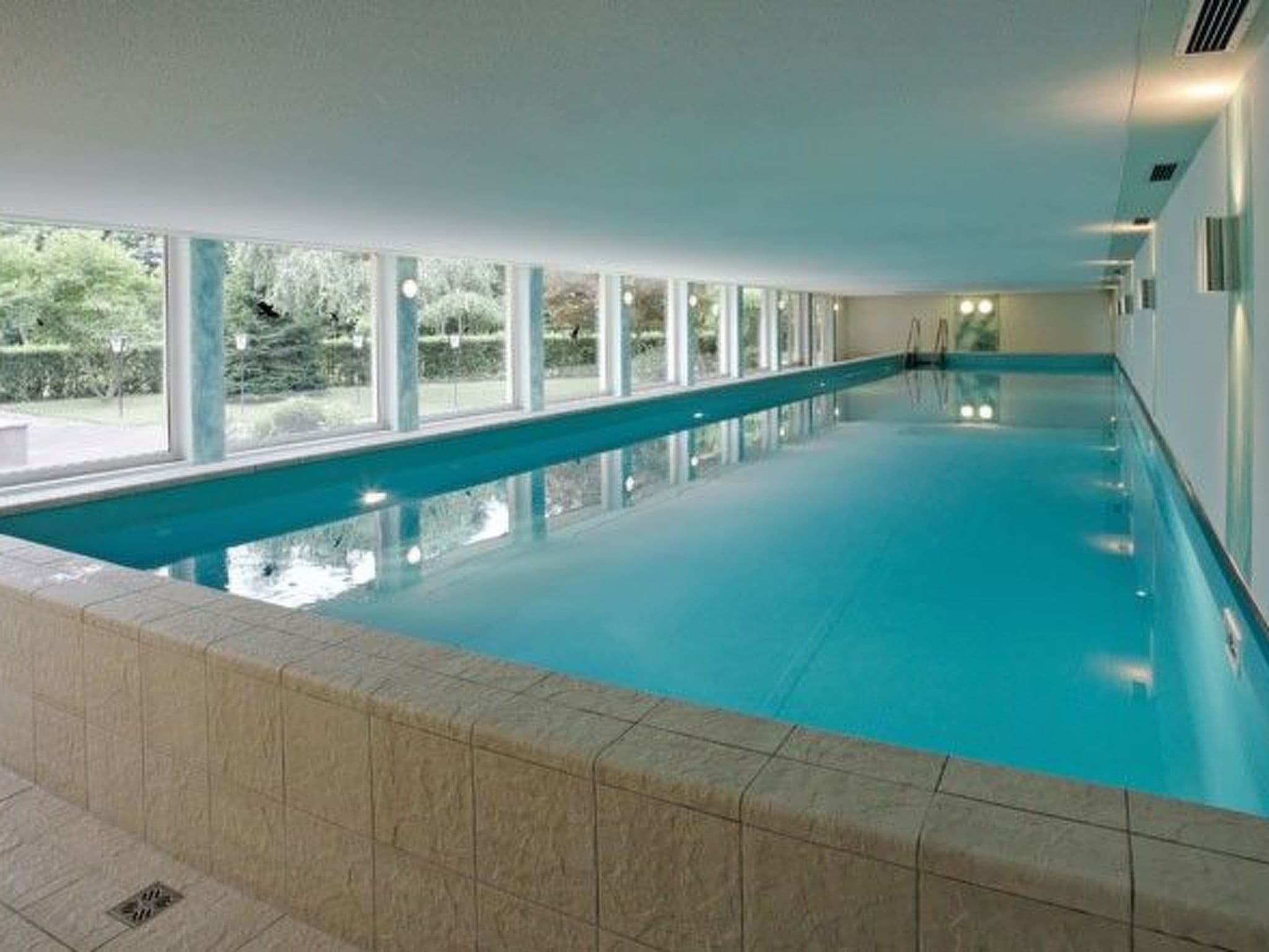 Pool Indoor