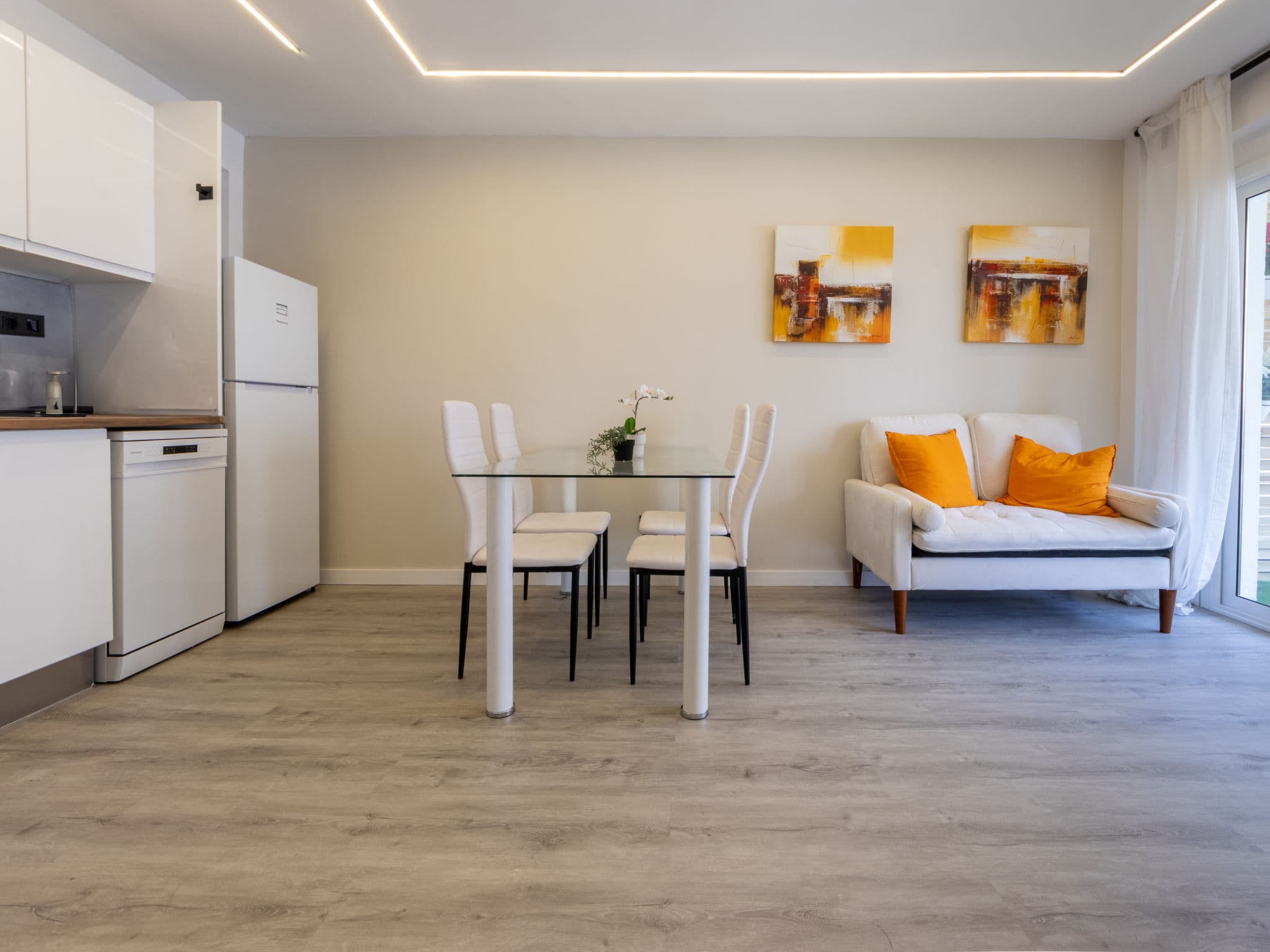 Kitchen / Dining Room