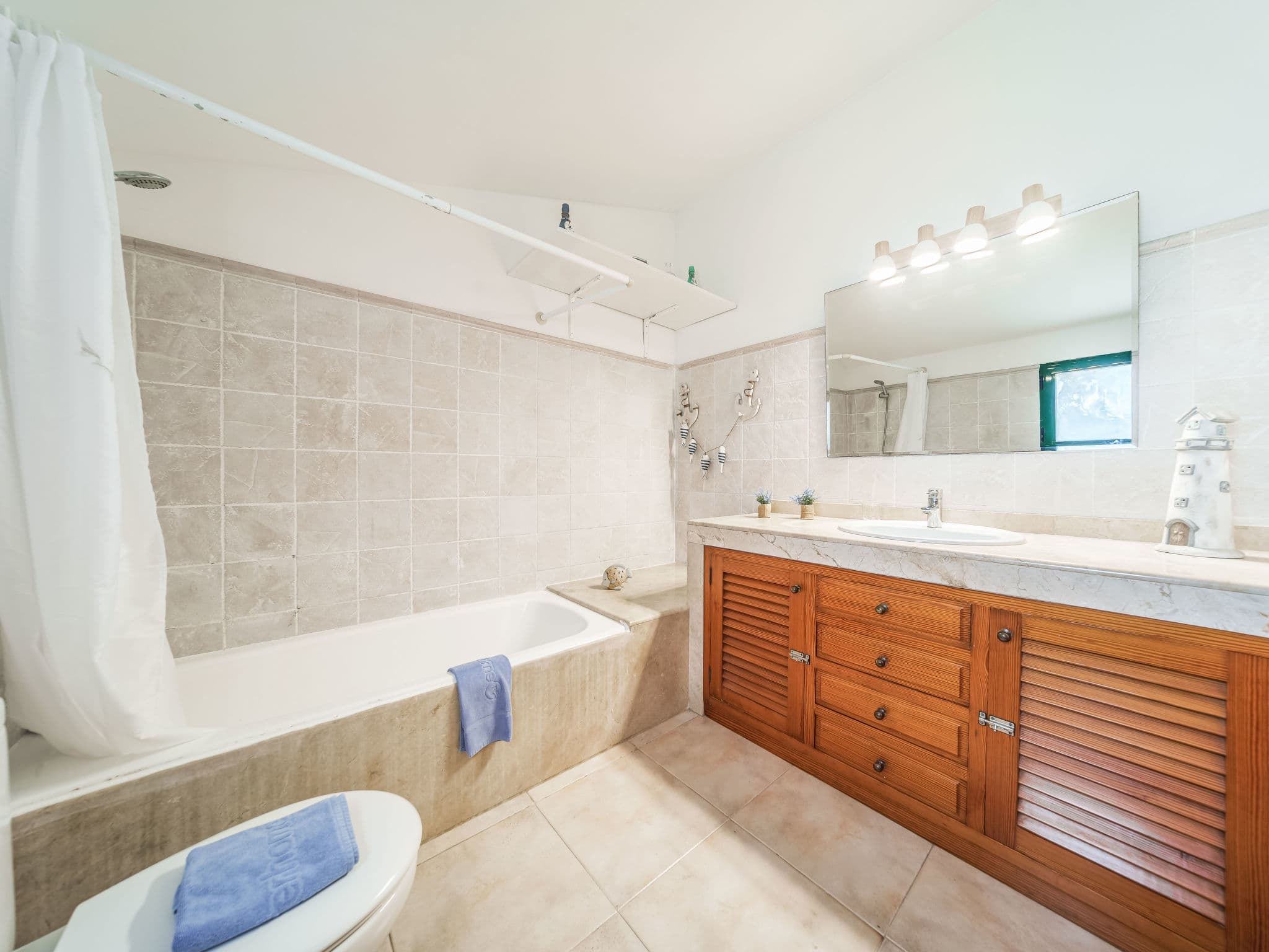 Bathroom / Wellness