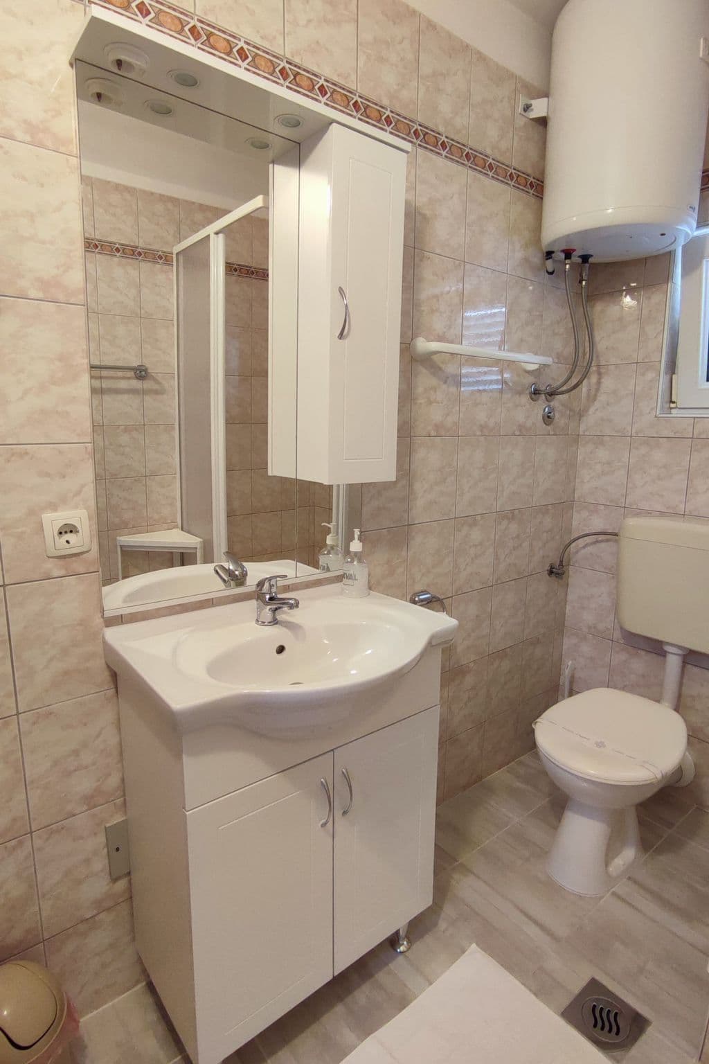 Gallery Image 12