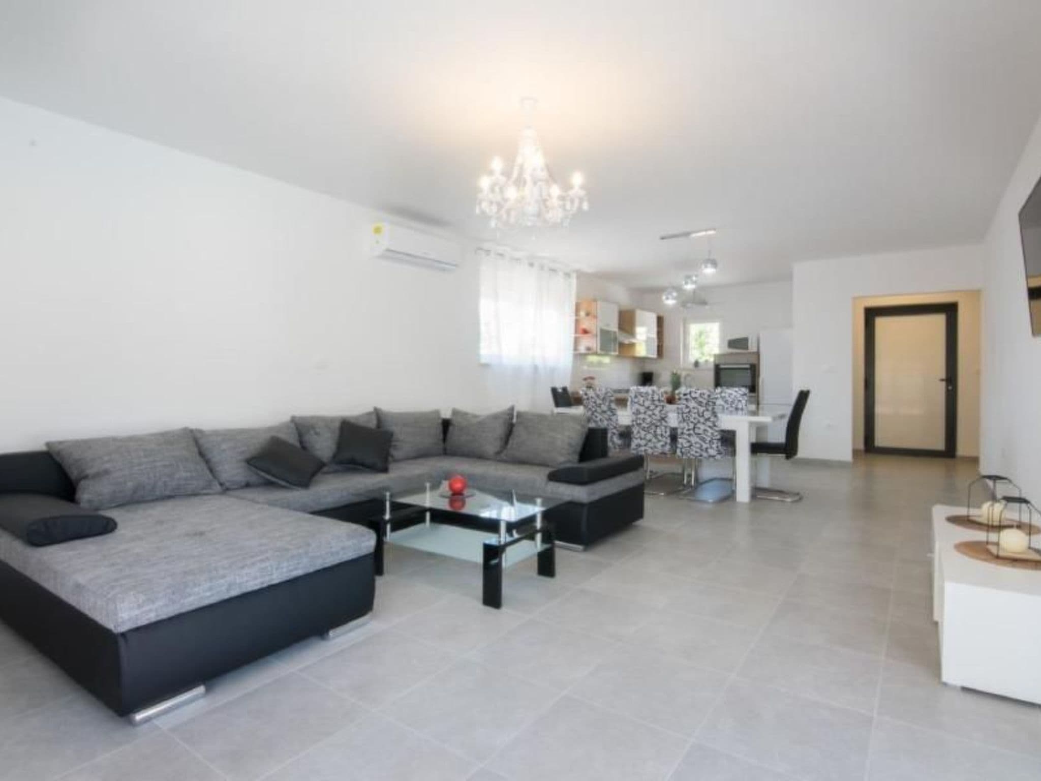 Gallery Image 21